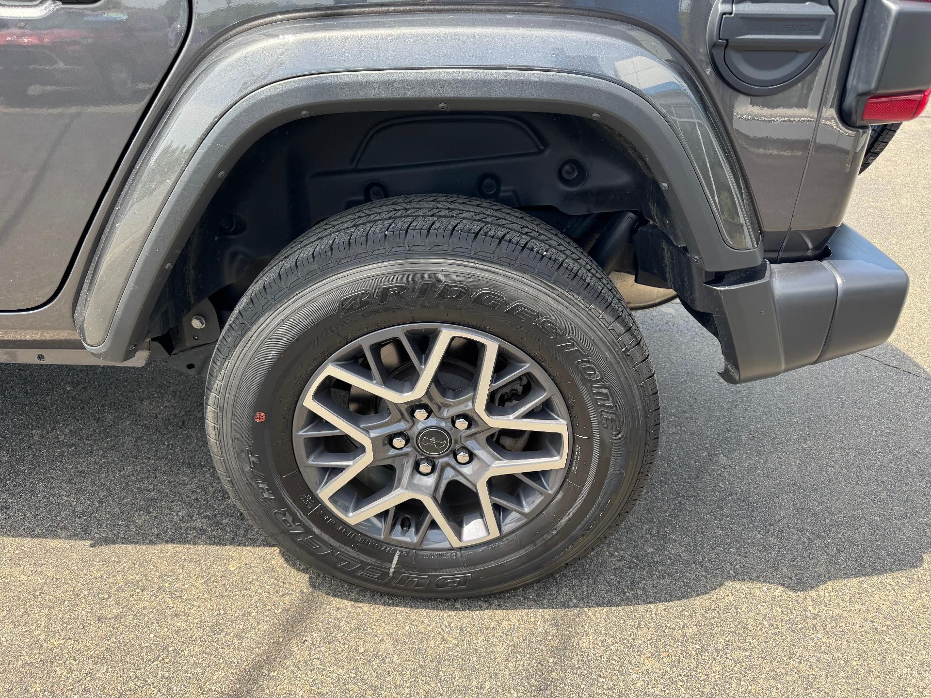 2025 Jeep Wrangler Sahara