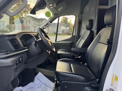 2025 Ford Transit Cargo Van Base