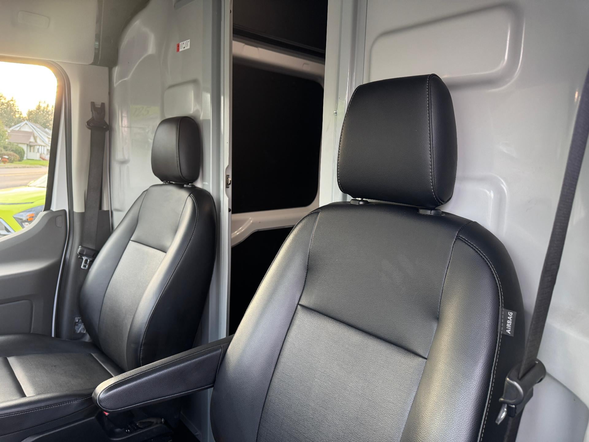 2025 Ford Transit Cargo Van Base