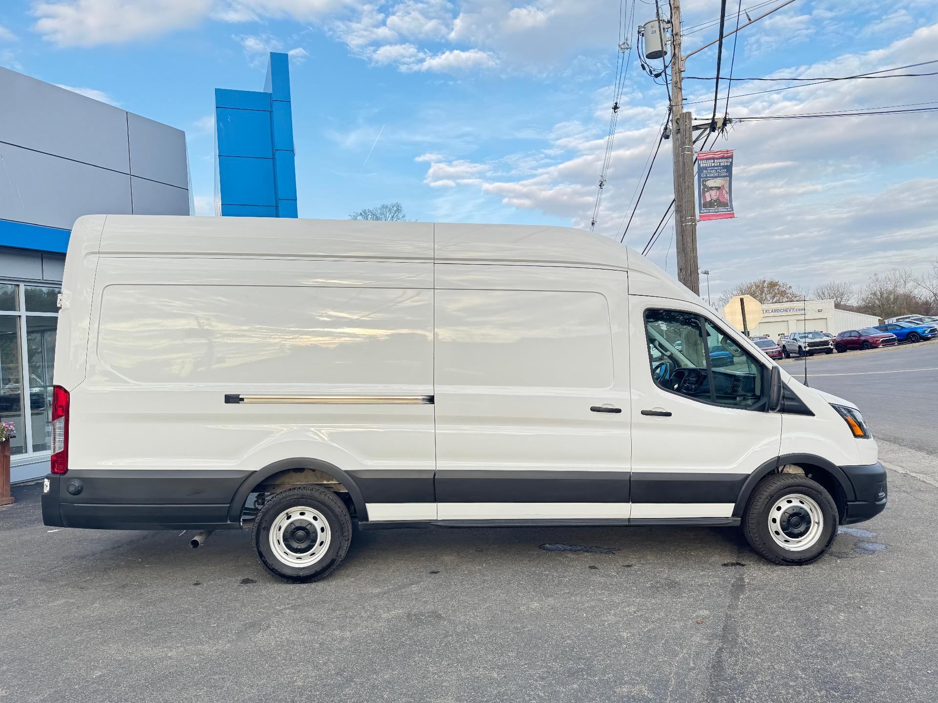 2025 Ford Transit Cargo Van Base