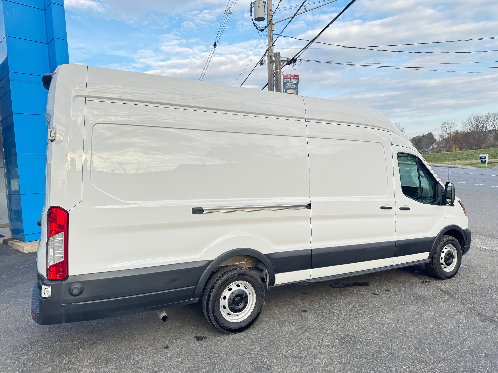 2025 Ford Transit Cargo Van Base