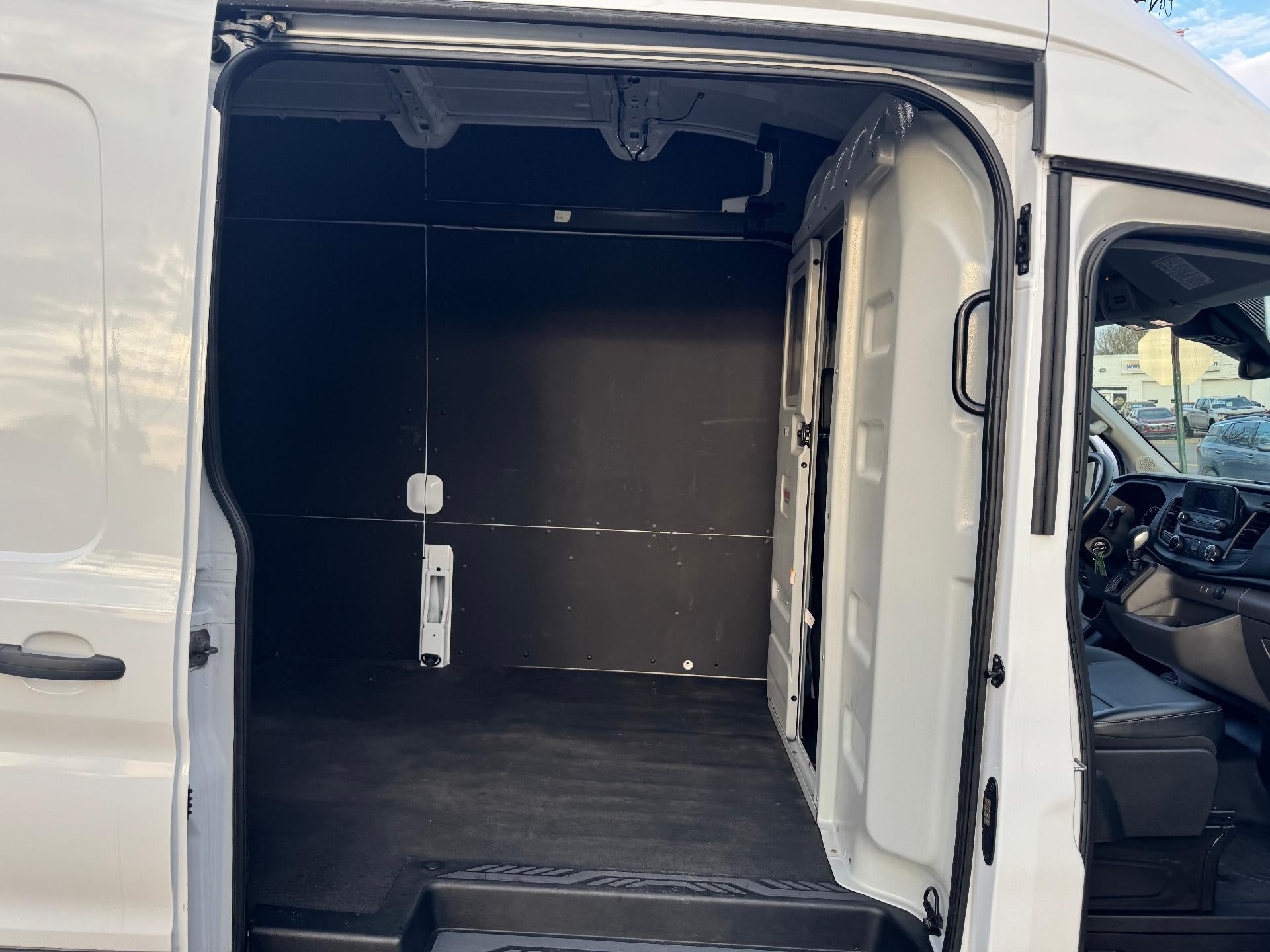 2025 Ford Transit Cargo Van Base