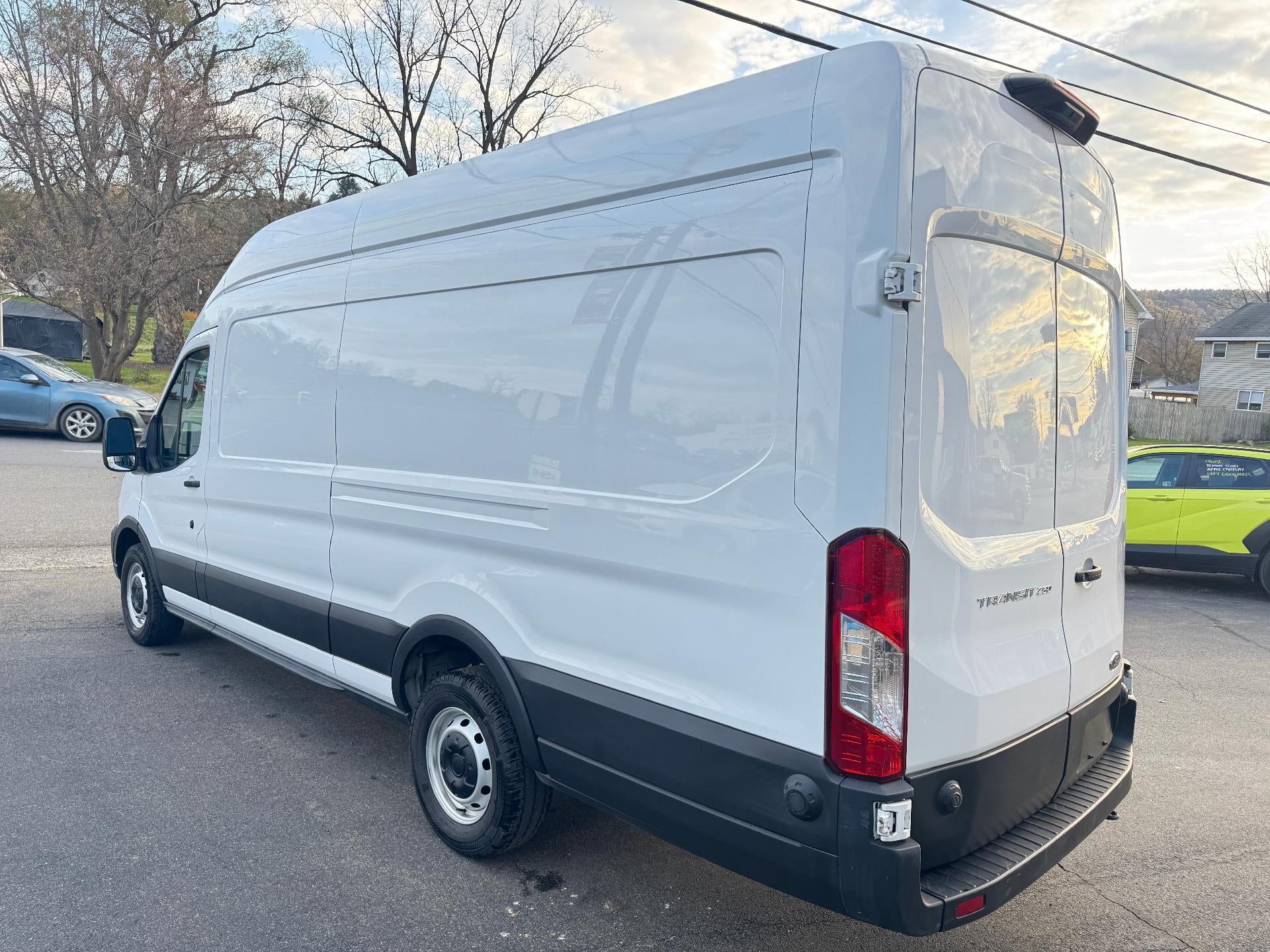 2025 Ford Transit Cargo Van Base