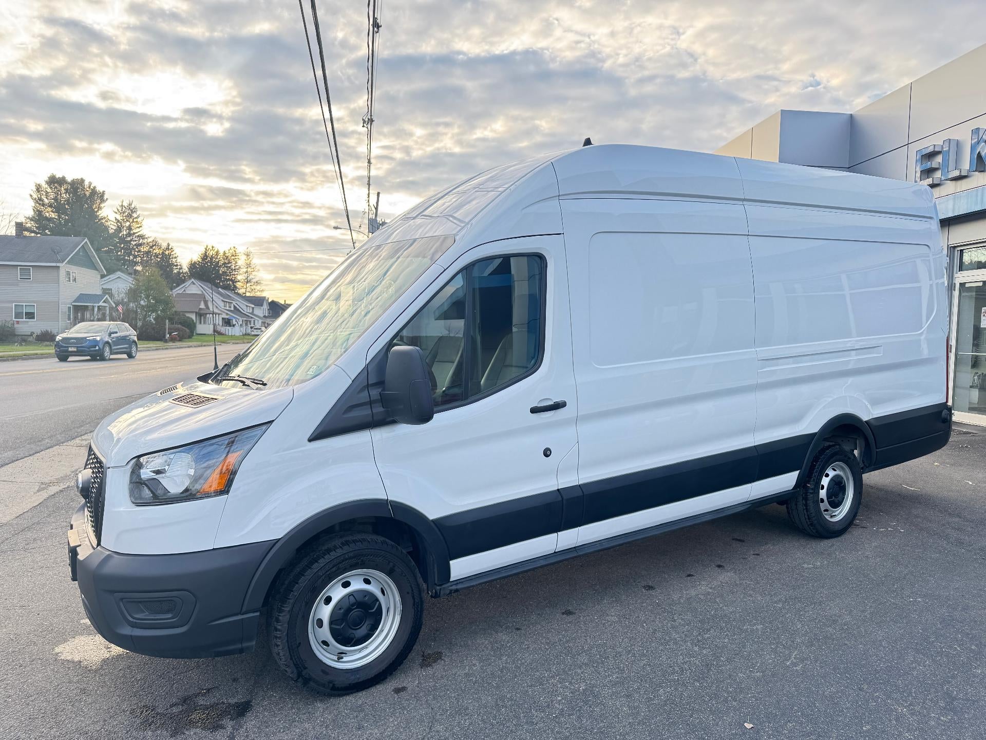 2025 Ford Transit Cargo Van Base