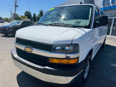 2025 Chevrolet Express Passenger 1LT
