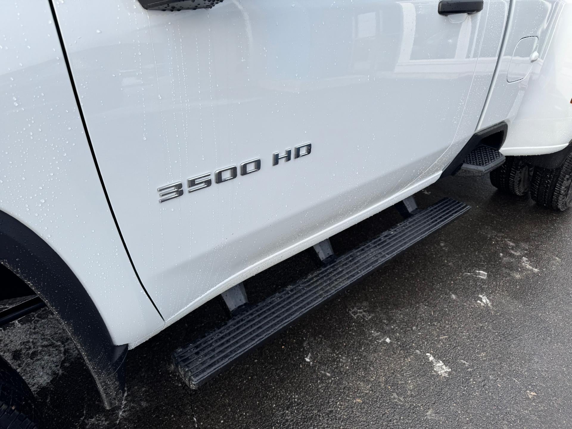 2026 Chevrolet Silverado 3500 HD WT DRW