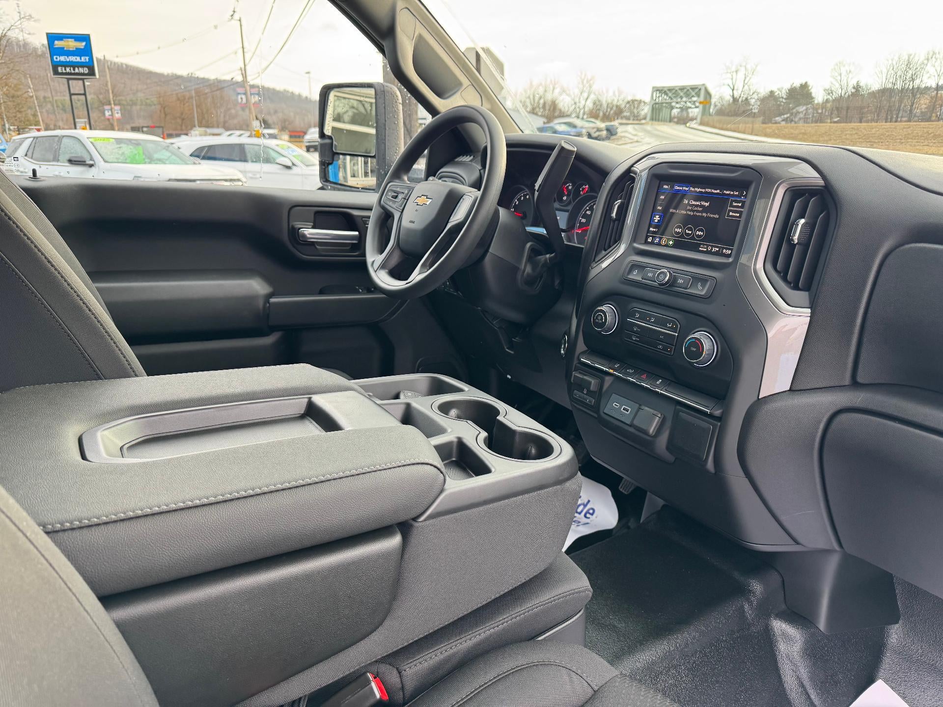 2026 Chevrolet Silverado 3500 HD WT DRW