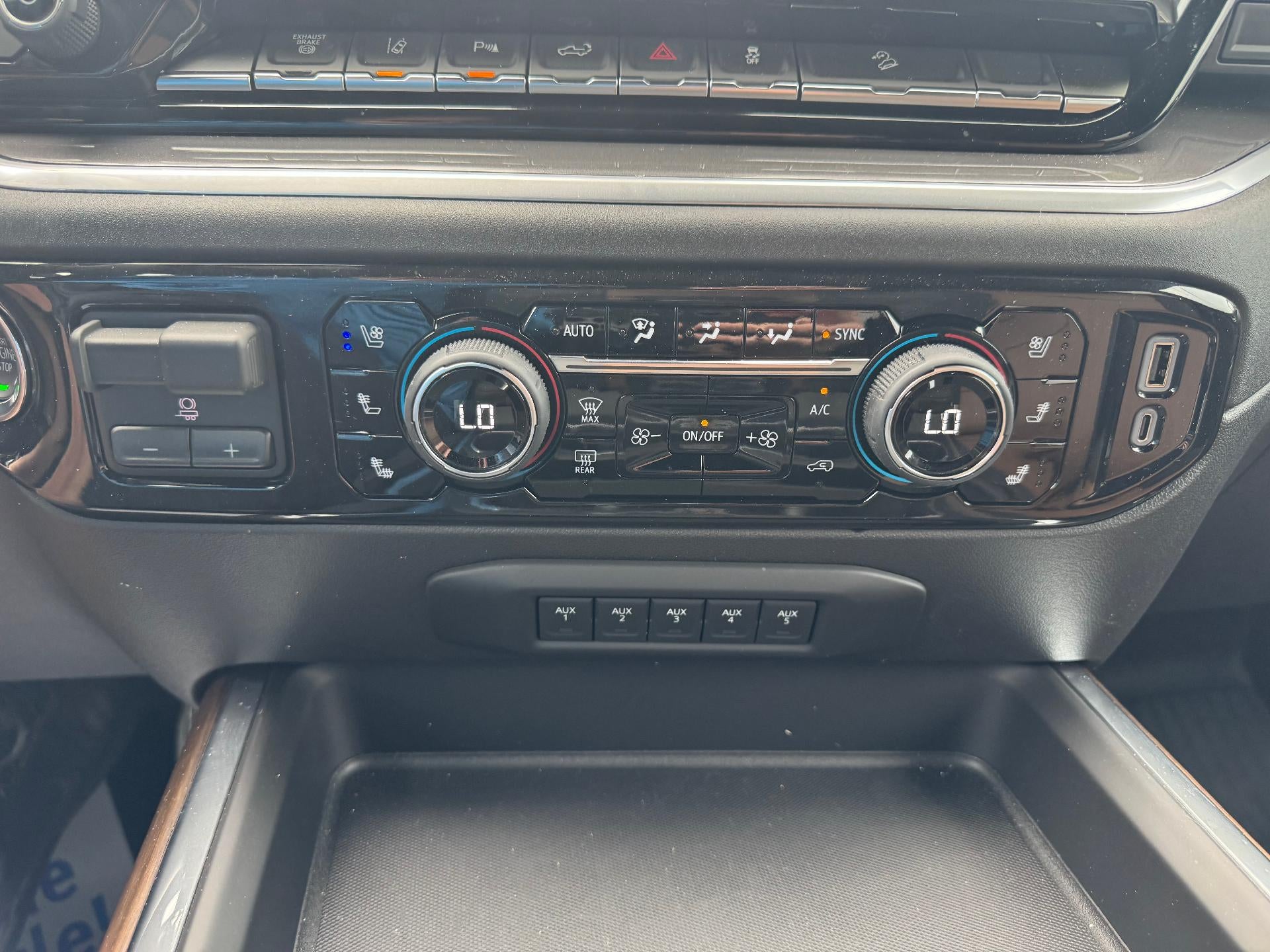 2026 Chevrolet Silverado 3500 HD High Country