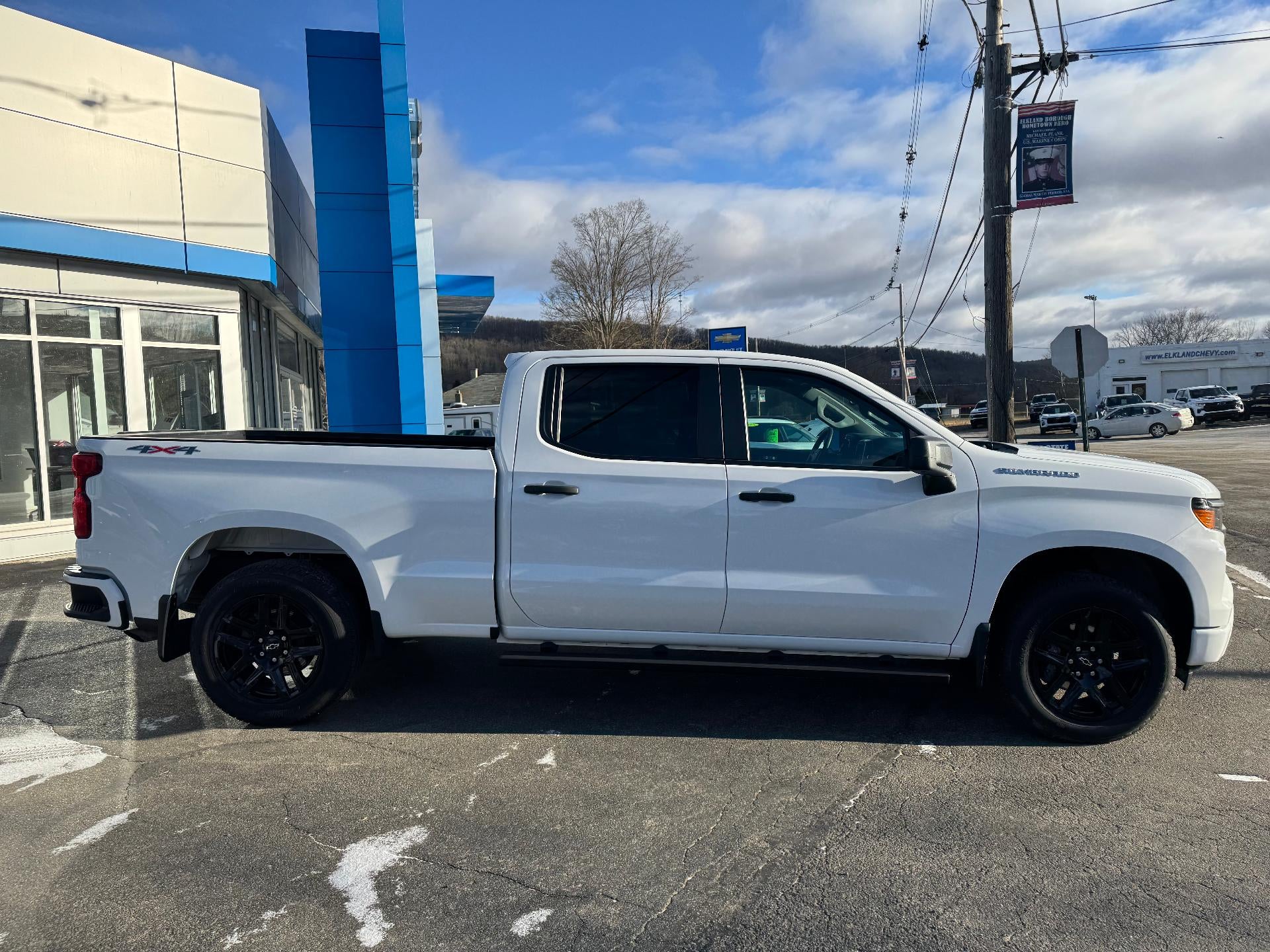 2023 Chevrolet Silverado 1500 Custom