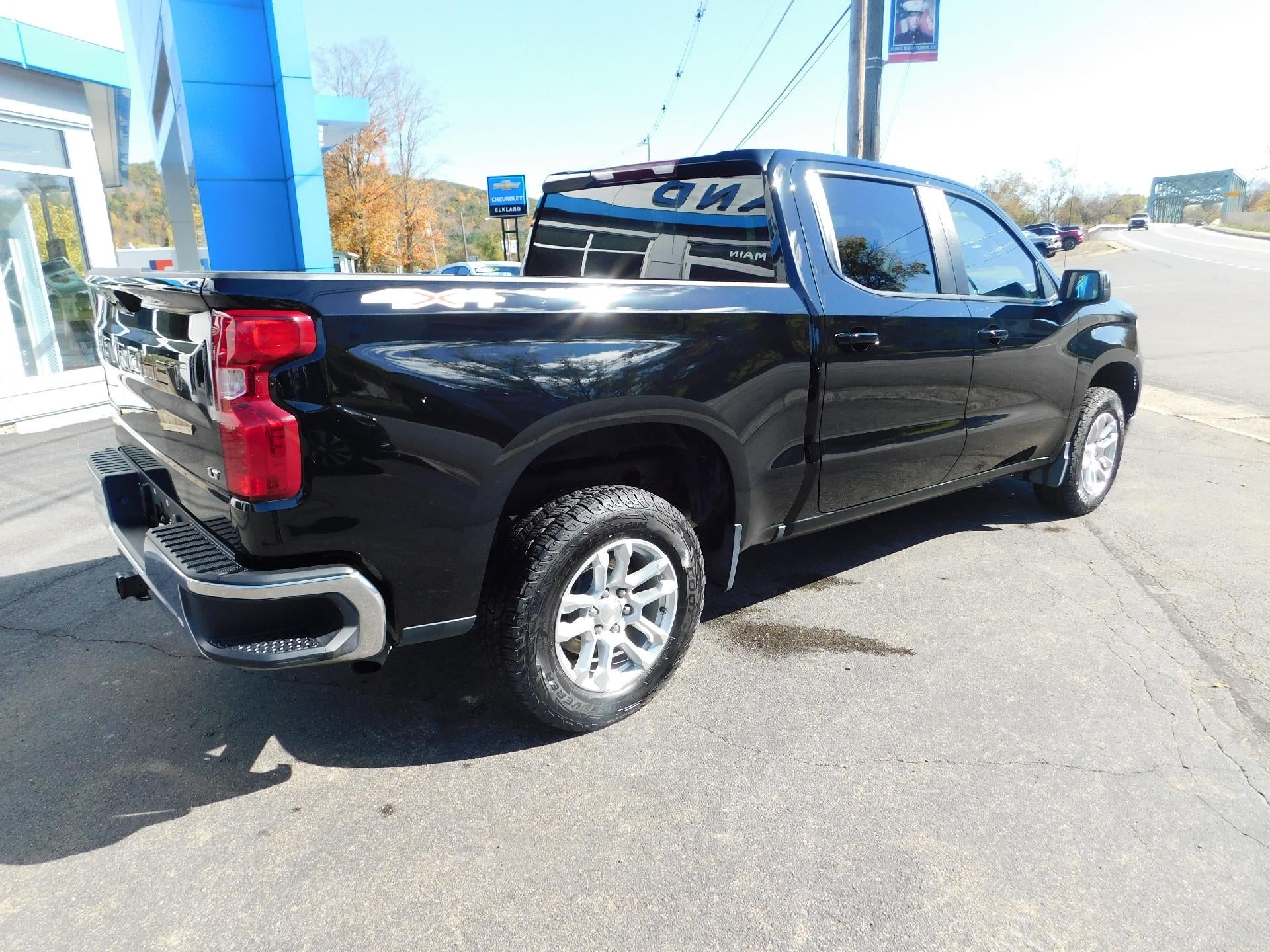 2024 Chevrolet Silverado 1500 LT (2FL)