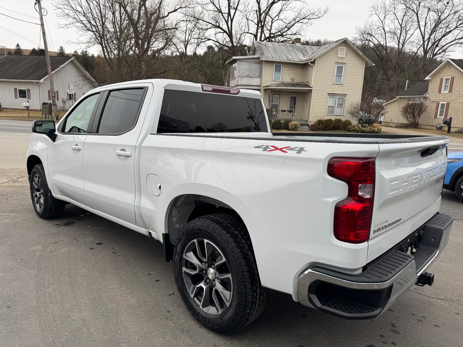 2022 Chevrolet Silverado 1500 LT (2FL)