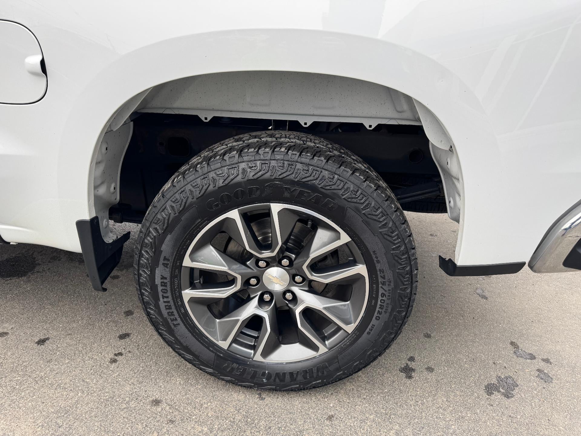 2022 Chevrolet Silverado 1500 LT (2FL)