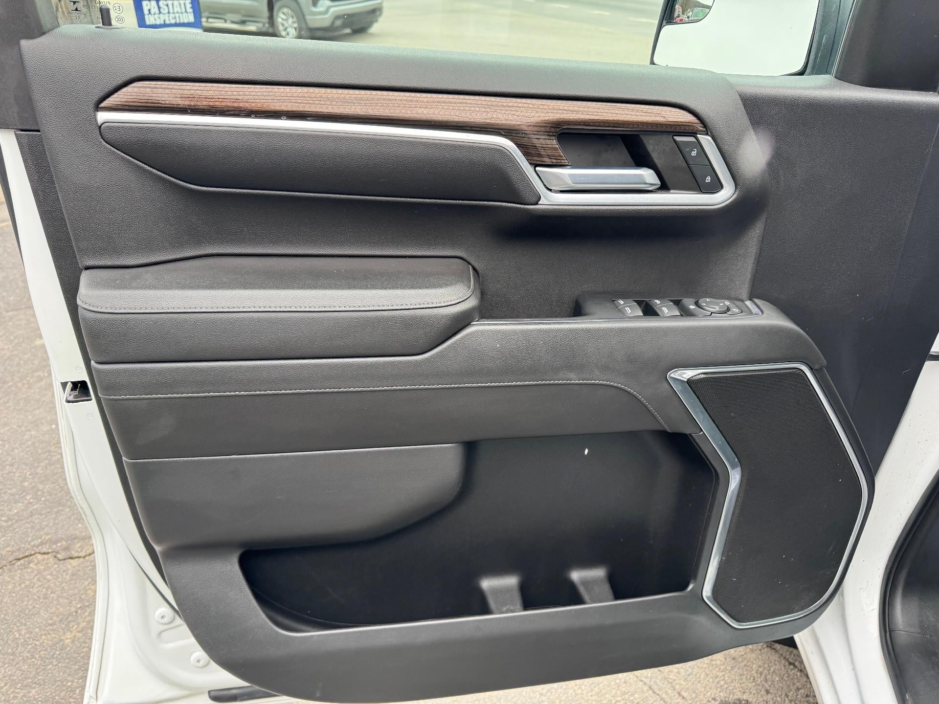 2022 Chevrolet Silverado 1500 LT (2FL)