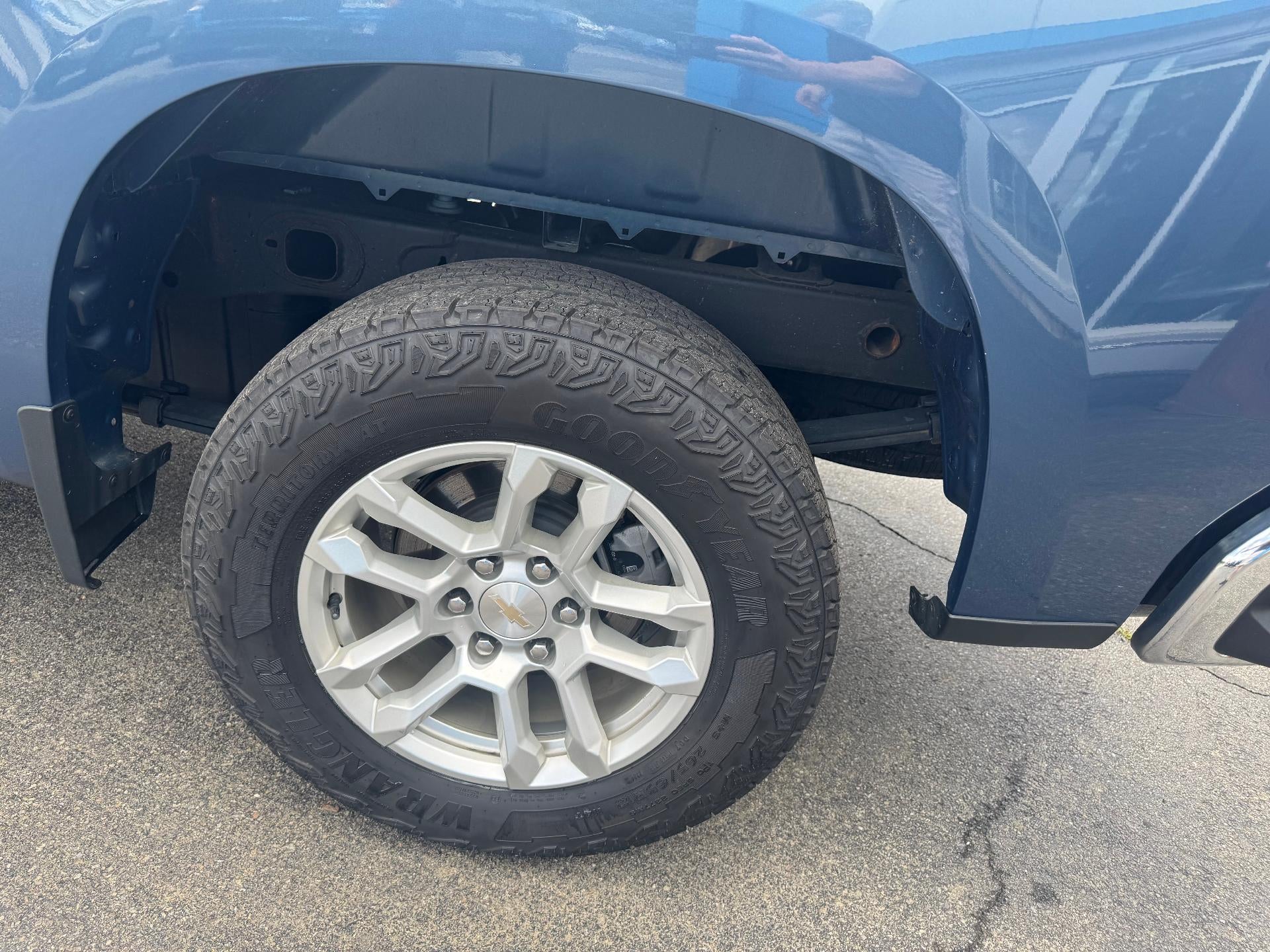 2024 Chevrolet Silverado 1500 LT (2FL)