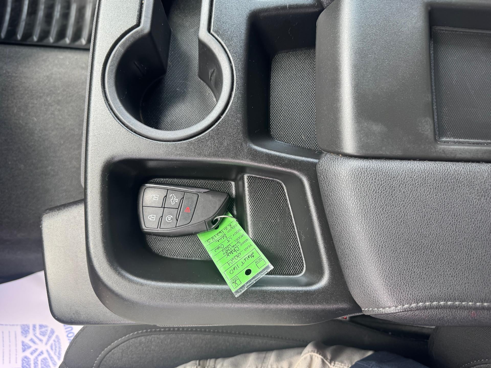 2024 Chevrolet Silverado 1500 LT (2FL)
