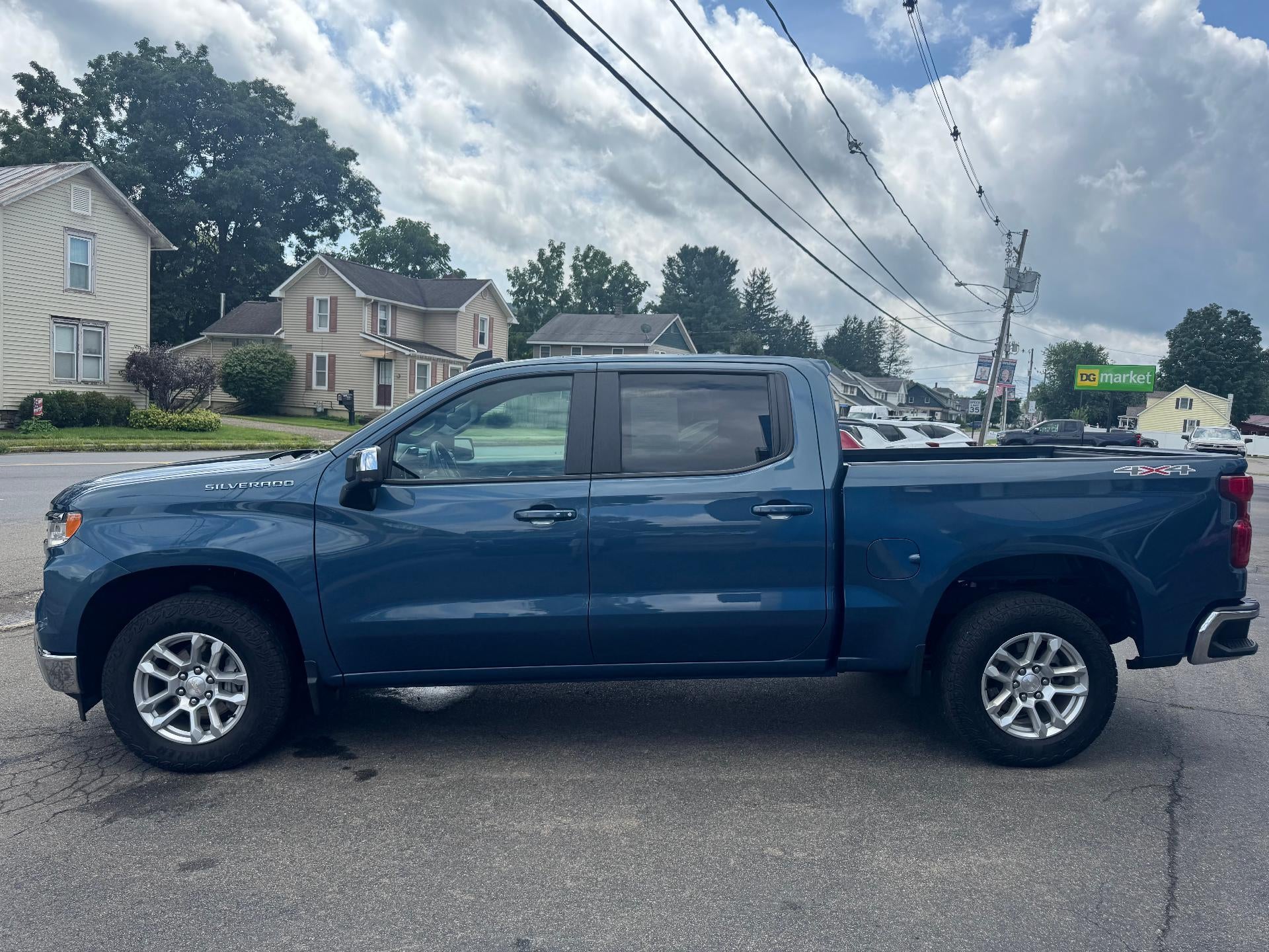 2024 Chevrolet Silverado 1500 LT (2FL)