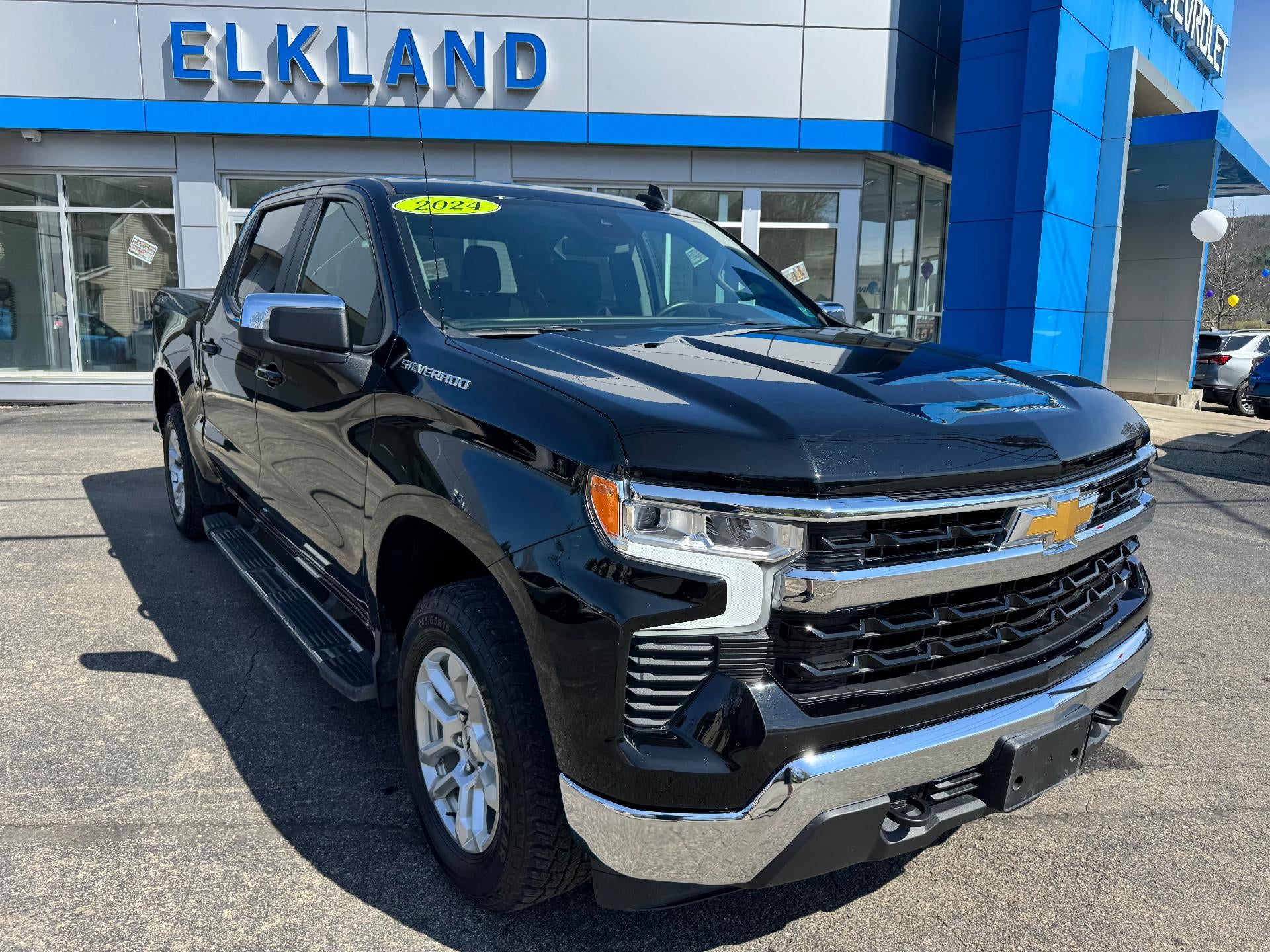 2024 Chevrolet Silverado 1500 LT (2FL)