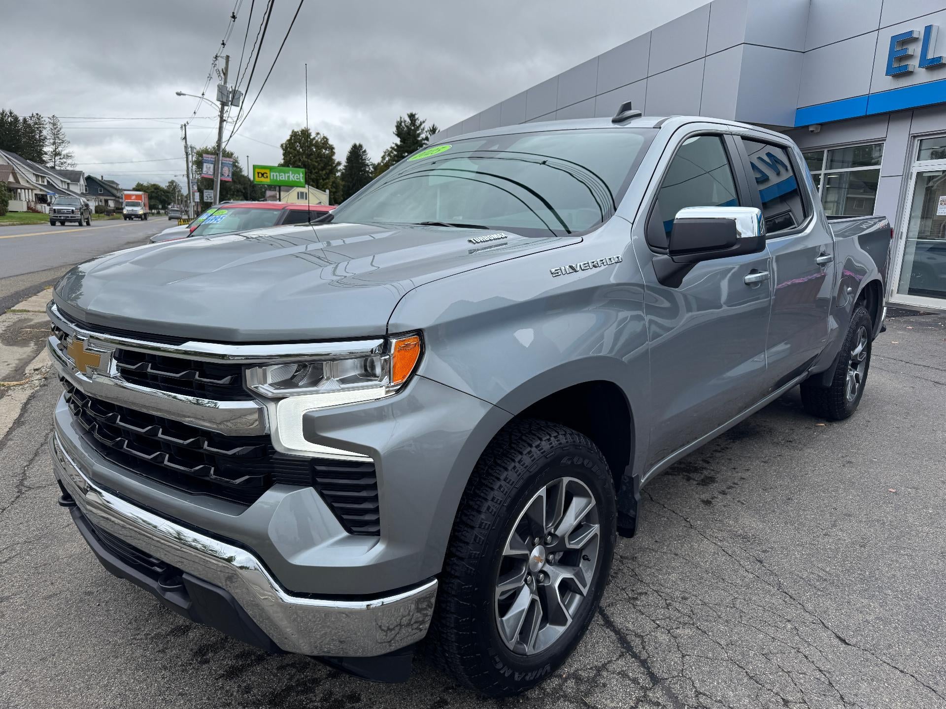 2025 Chevrolet Silverado 1500 LT (2FL)