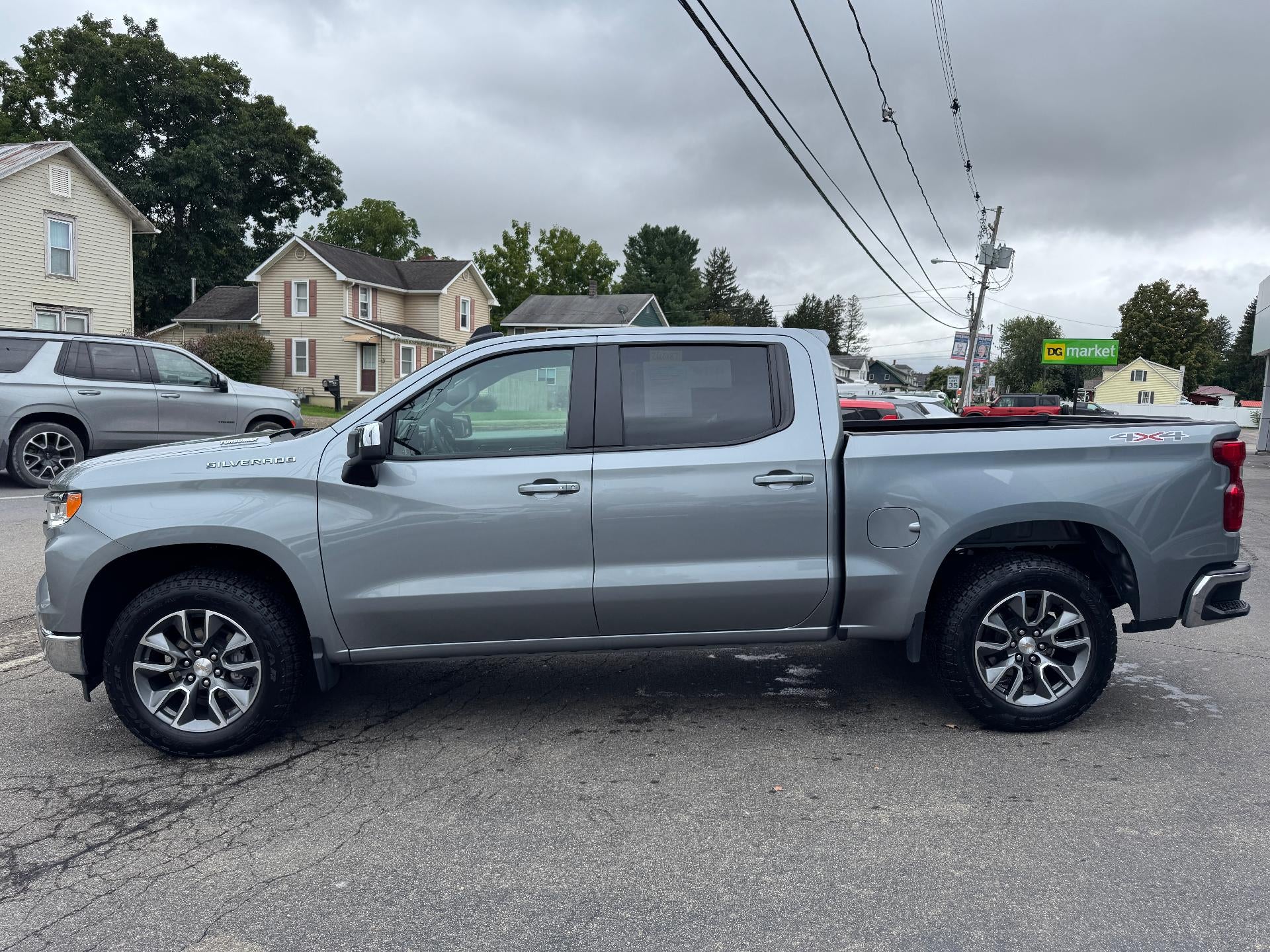 2025 Chevrolet Silverado 1500 LT (2FL)