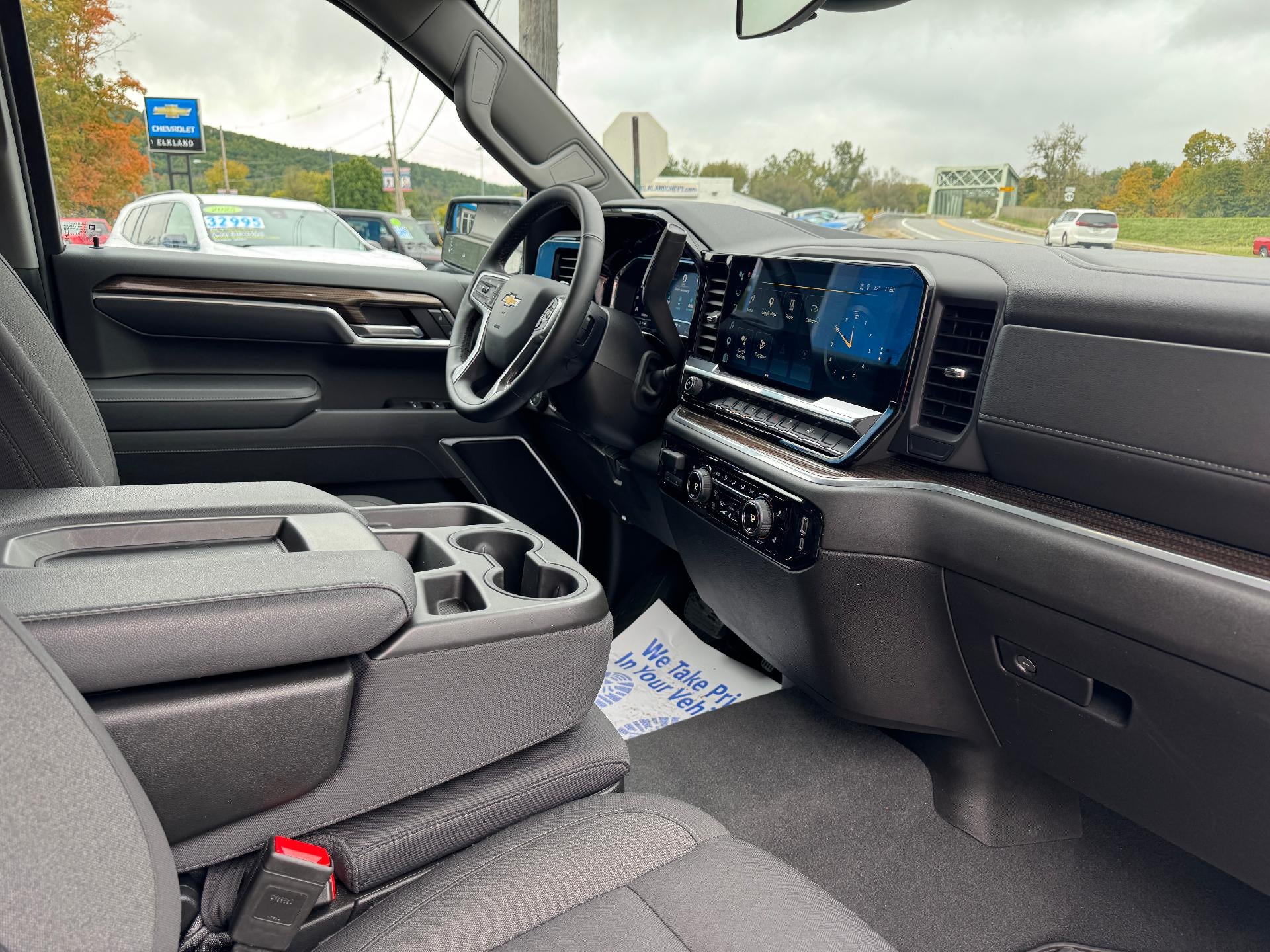2025 Chevrolet Silverado 1500 LT (2FL)