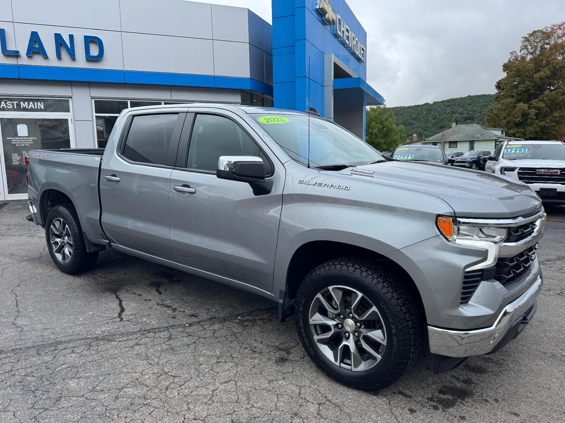 2025 Chevrolet Silverado 1500 LT (2FL)