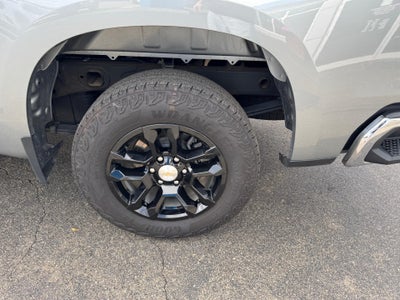 2025 Chevrolet Silverado 1500 LT (2FL)