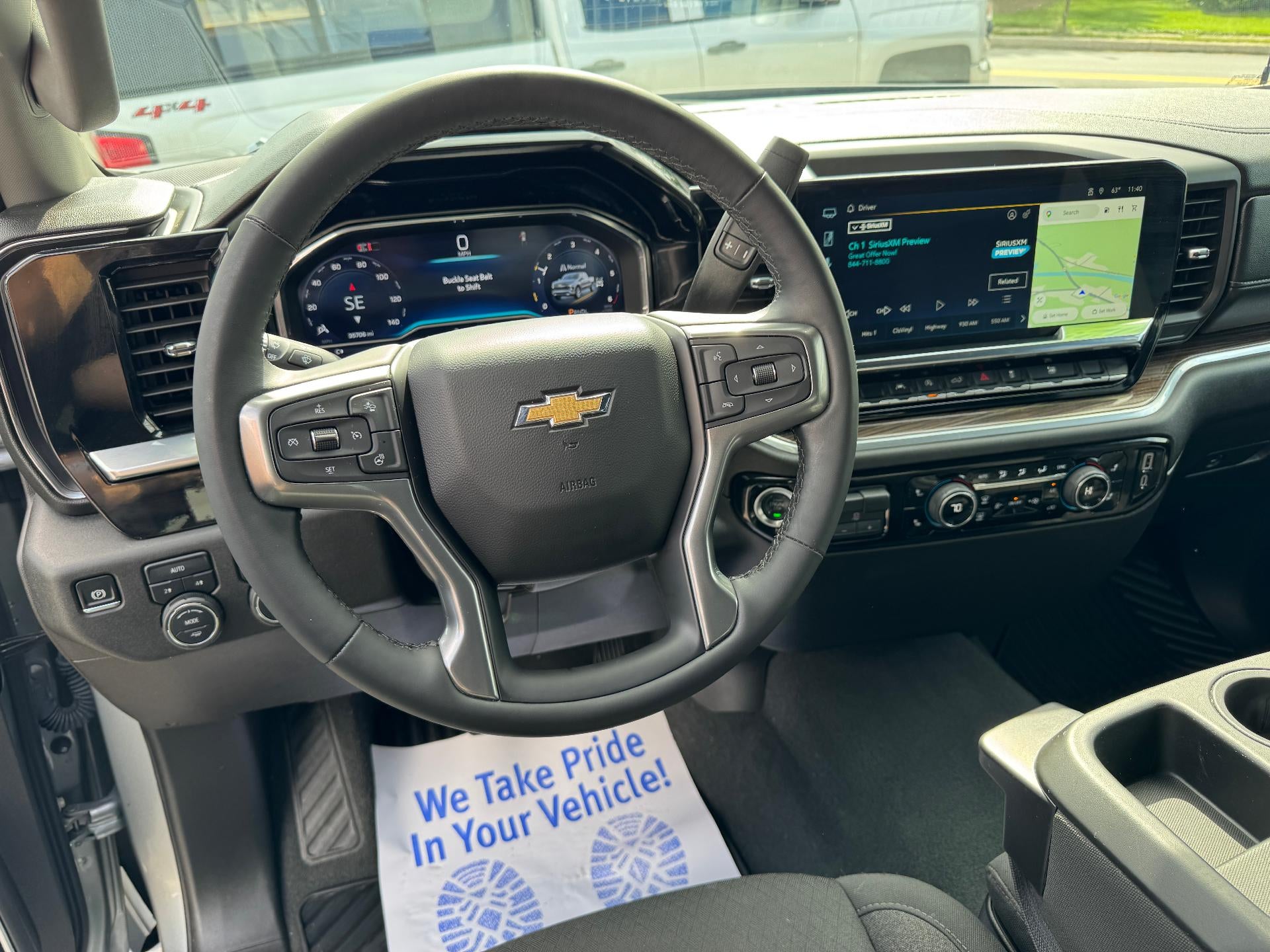 2025 Chevrolet Silverado 1500 LT (2FL)