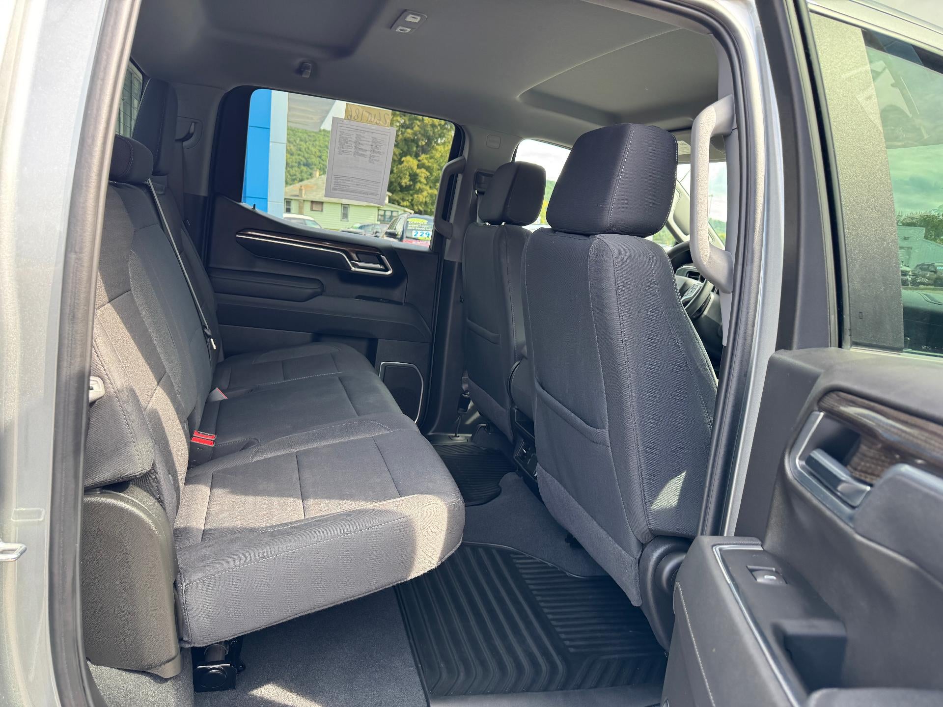 2025 Chevrolet Silverado 1500 LT (2FL)