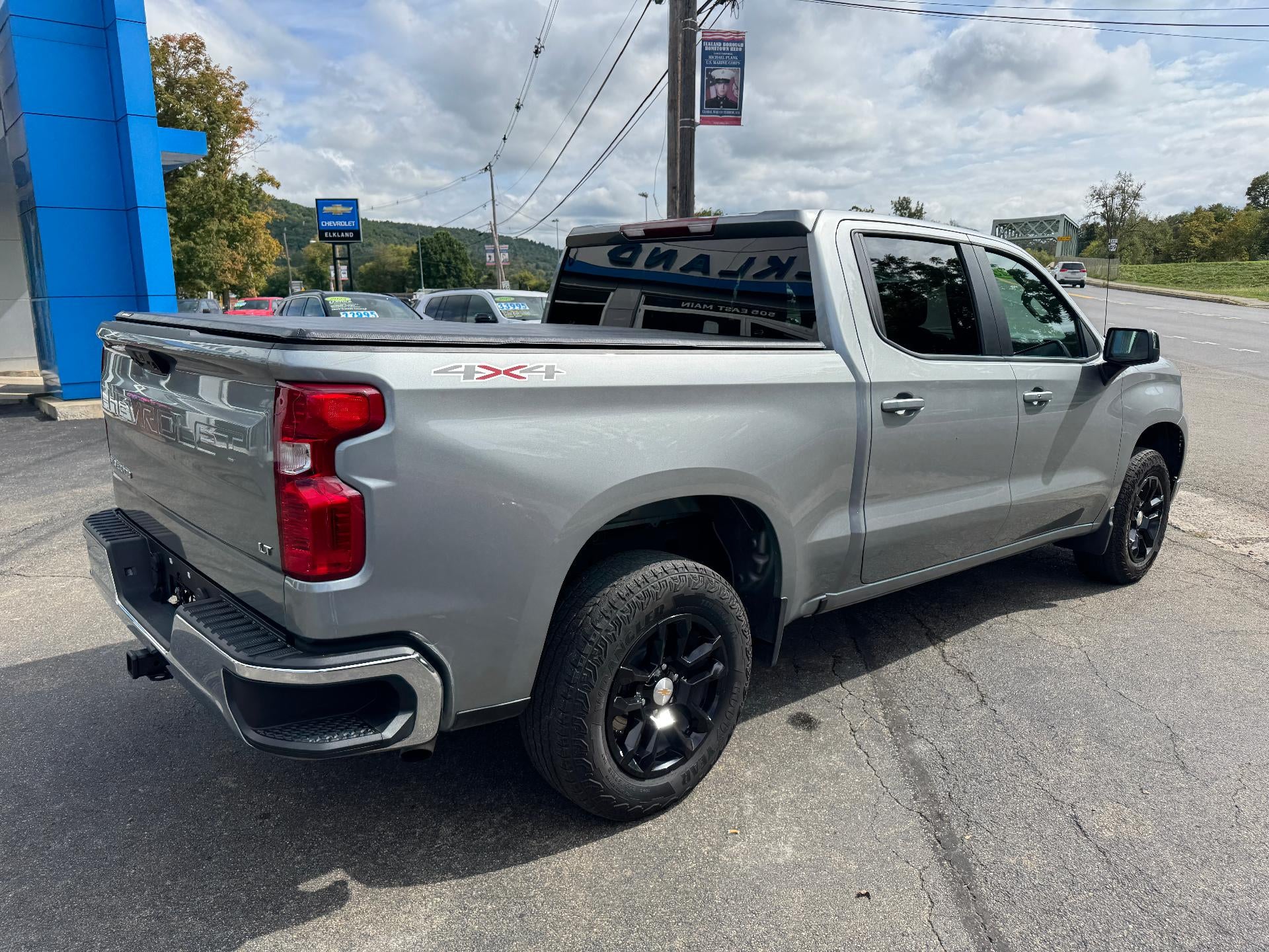 2025 Chevrolet Silverado 1500 LT (2FL)