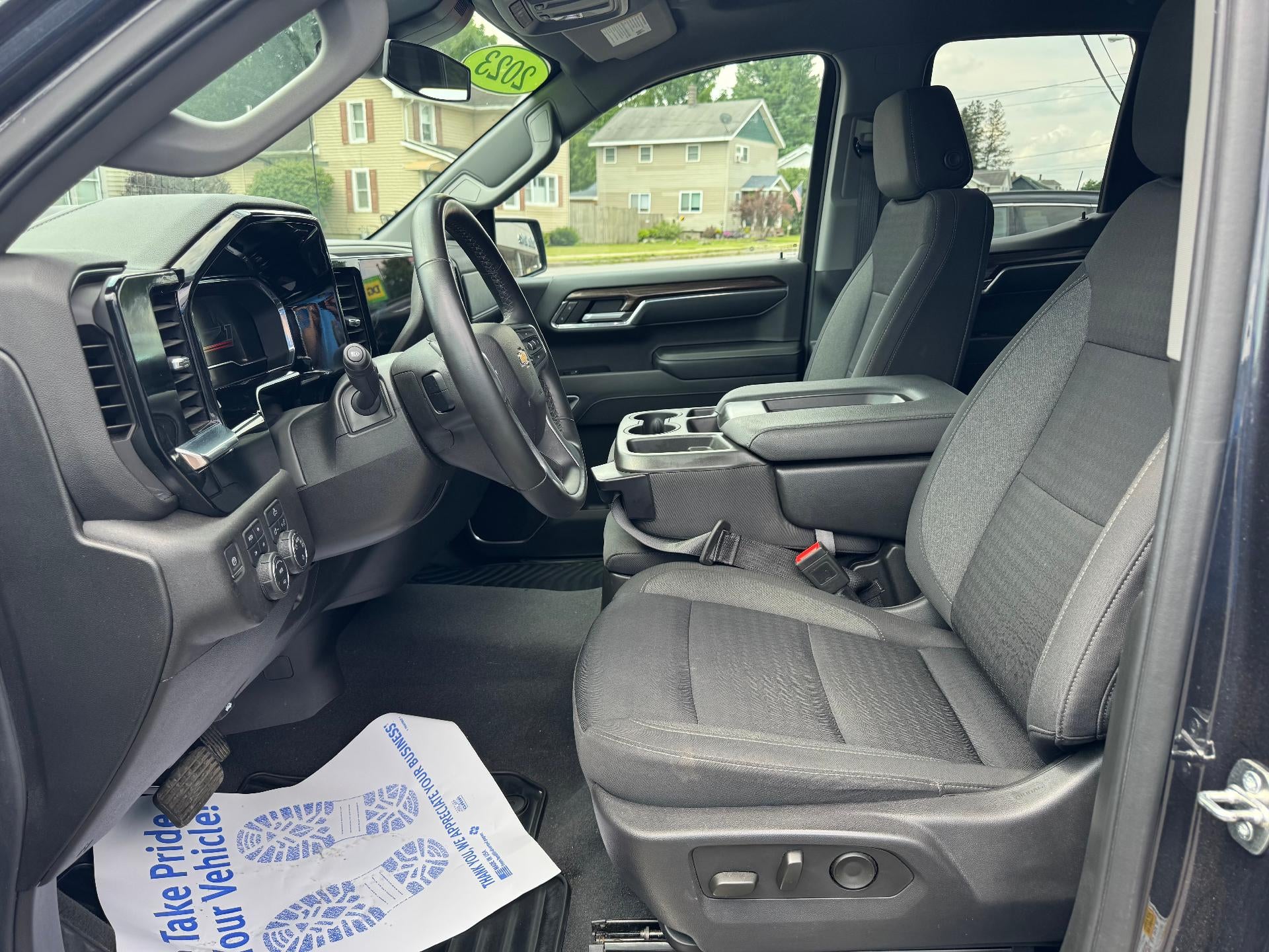 2023 Chevrolet Silverado 1500 LT