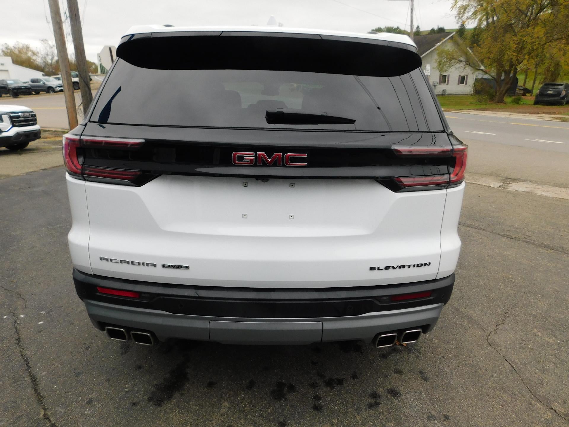 2025 GMC Acadia Elevation
