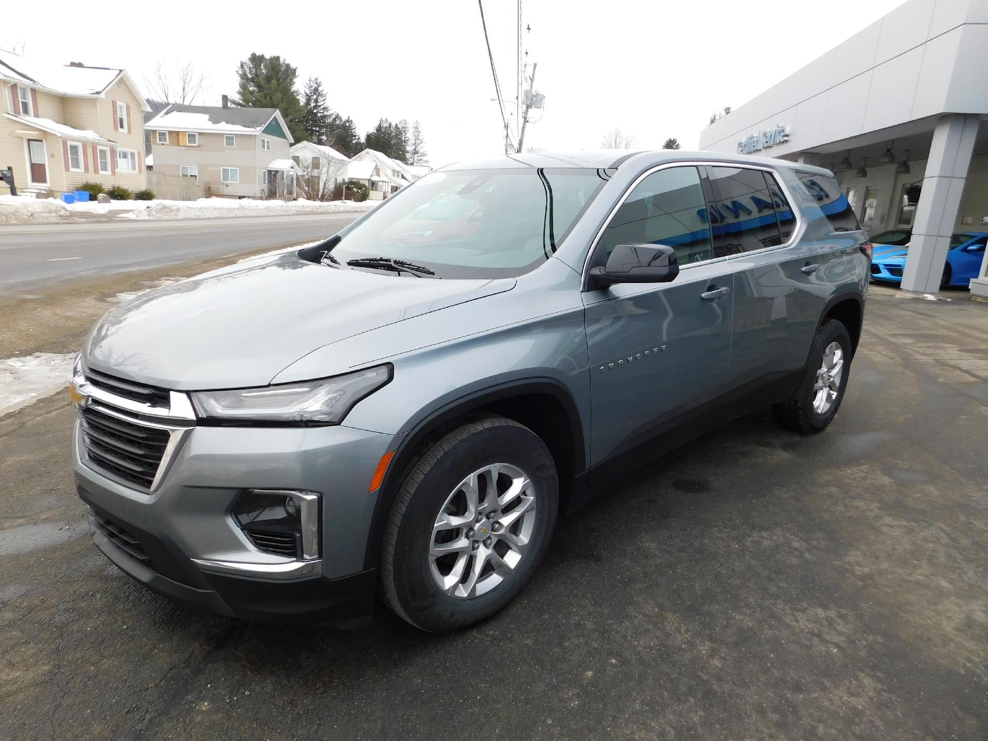 2023 Chevrolet Traverse LS