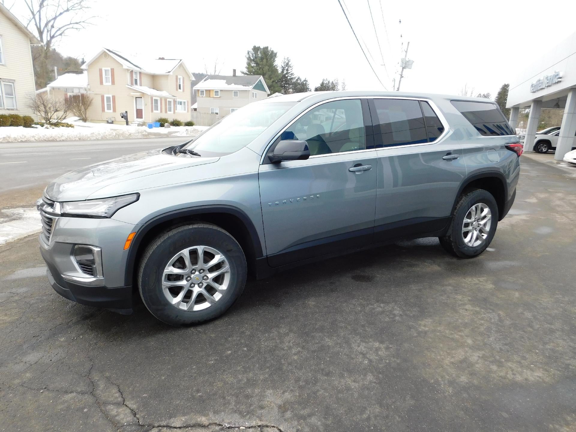 2023 Chevrolet Traverse LS