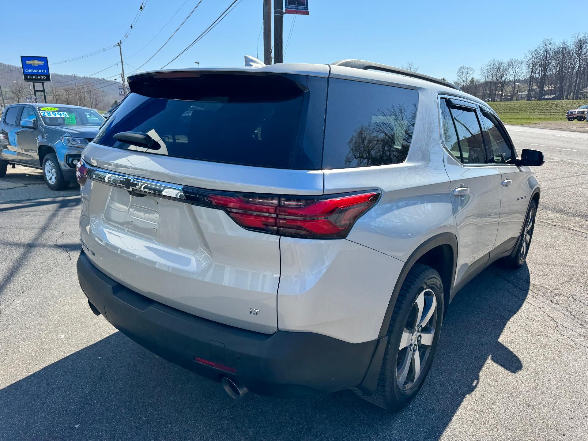 2022 Chevrolet Traverse LT Leather
