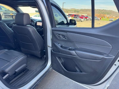 2022 Chevrolet Traverse LT Leather