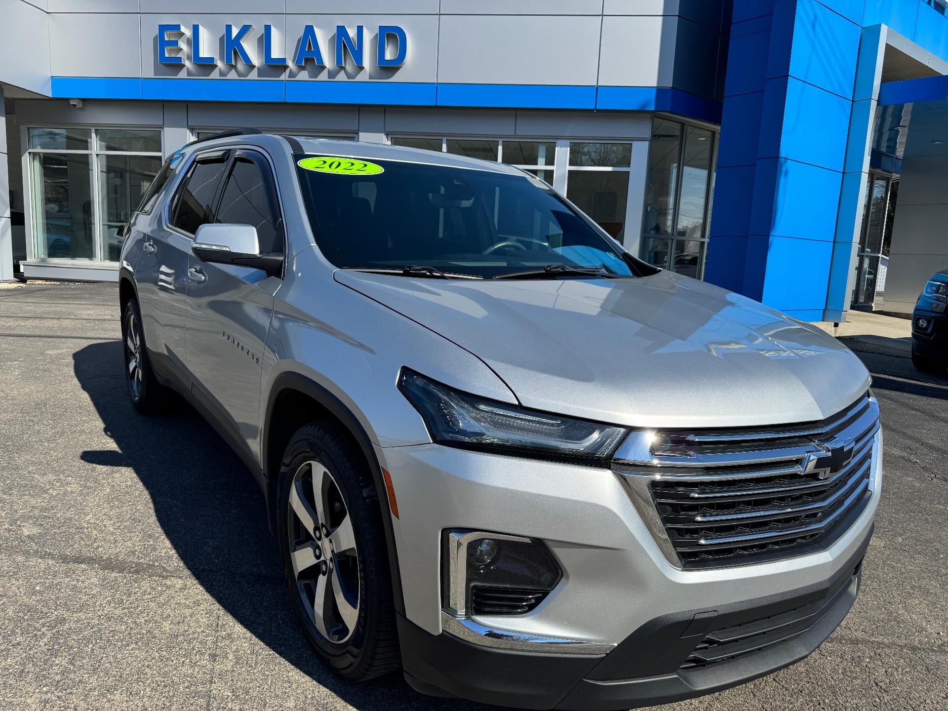 2022 Chevrolet Traverse LT Leather