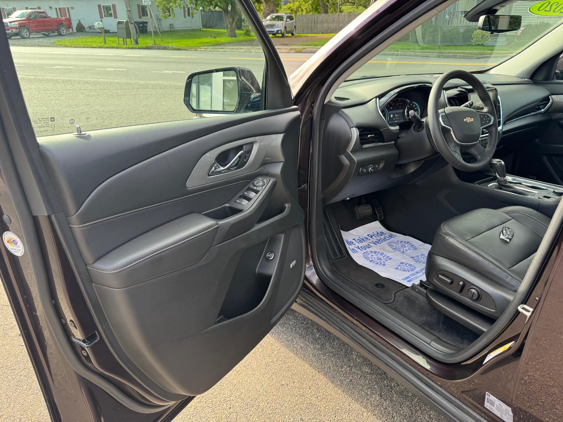 2020 Chevrolet Traverse LT Leather
