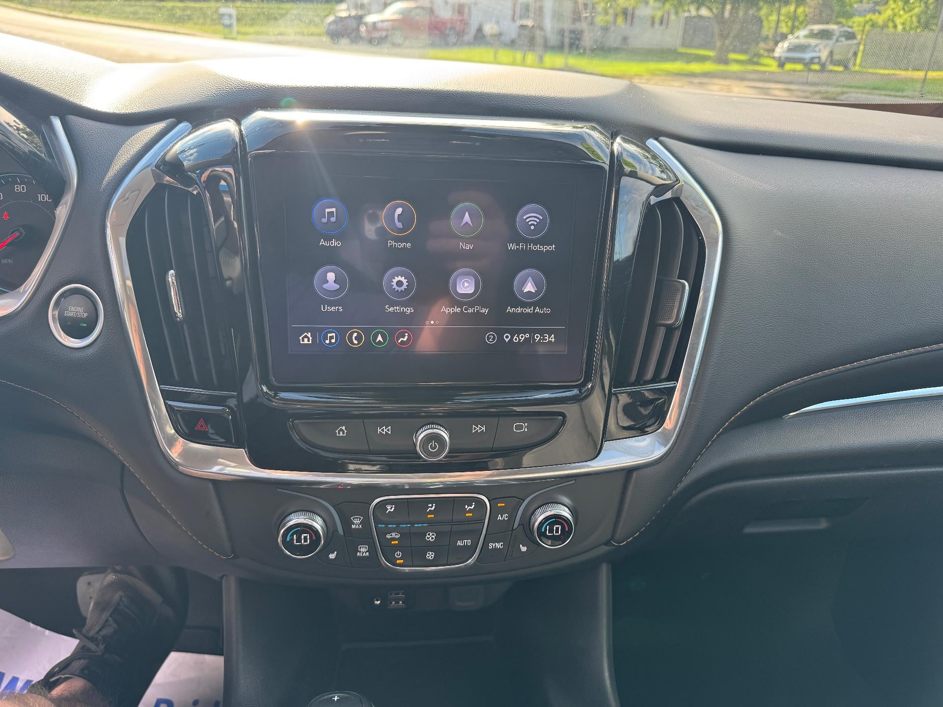 2020 Chevrolet Traverse LT Leather