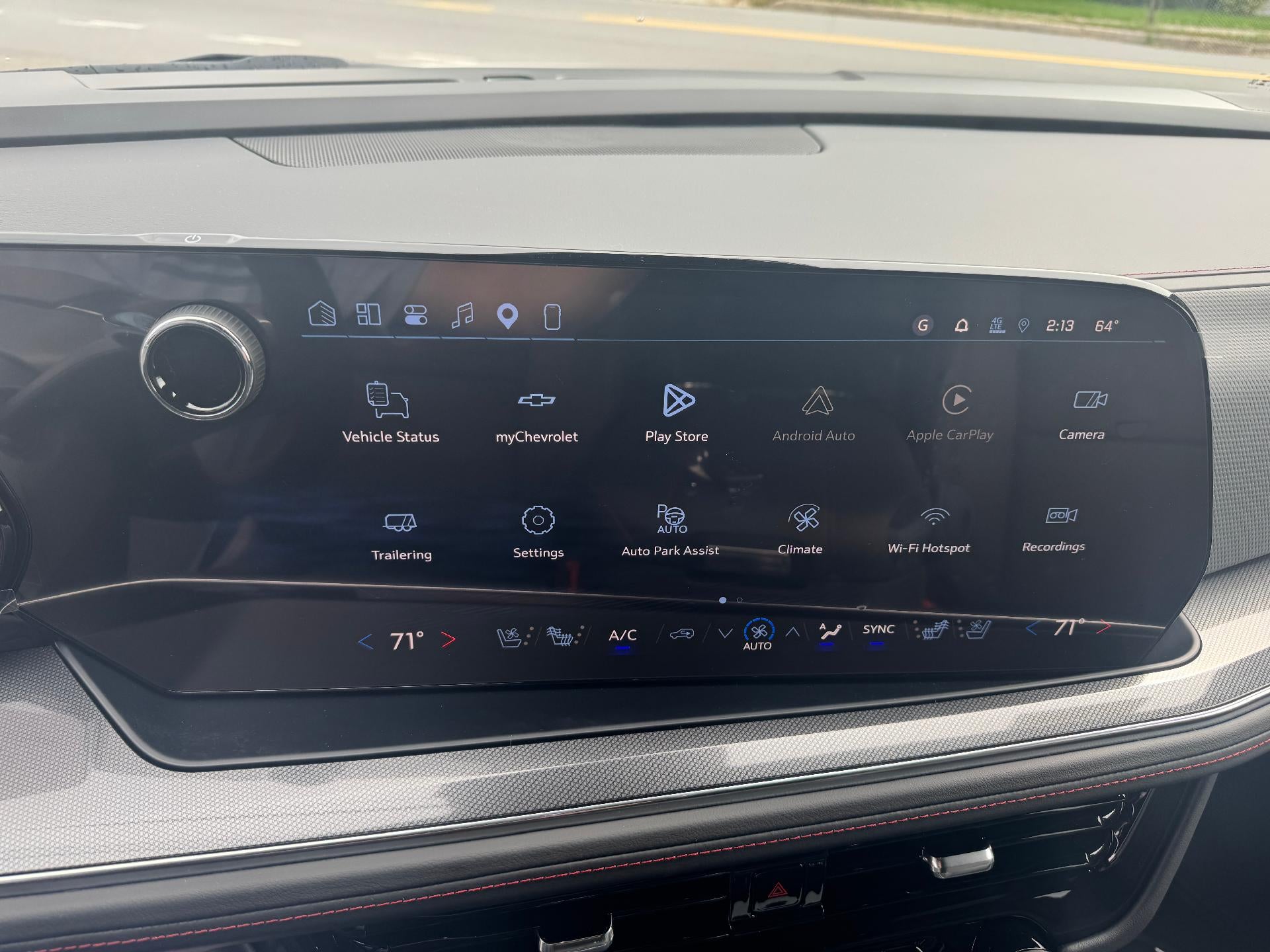 2027 Chevrolet Suburban RST