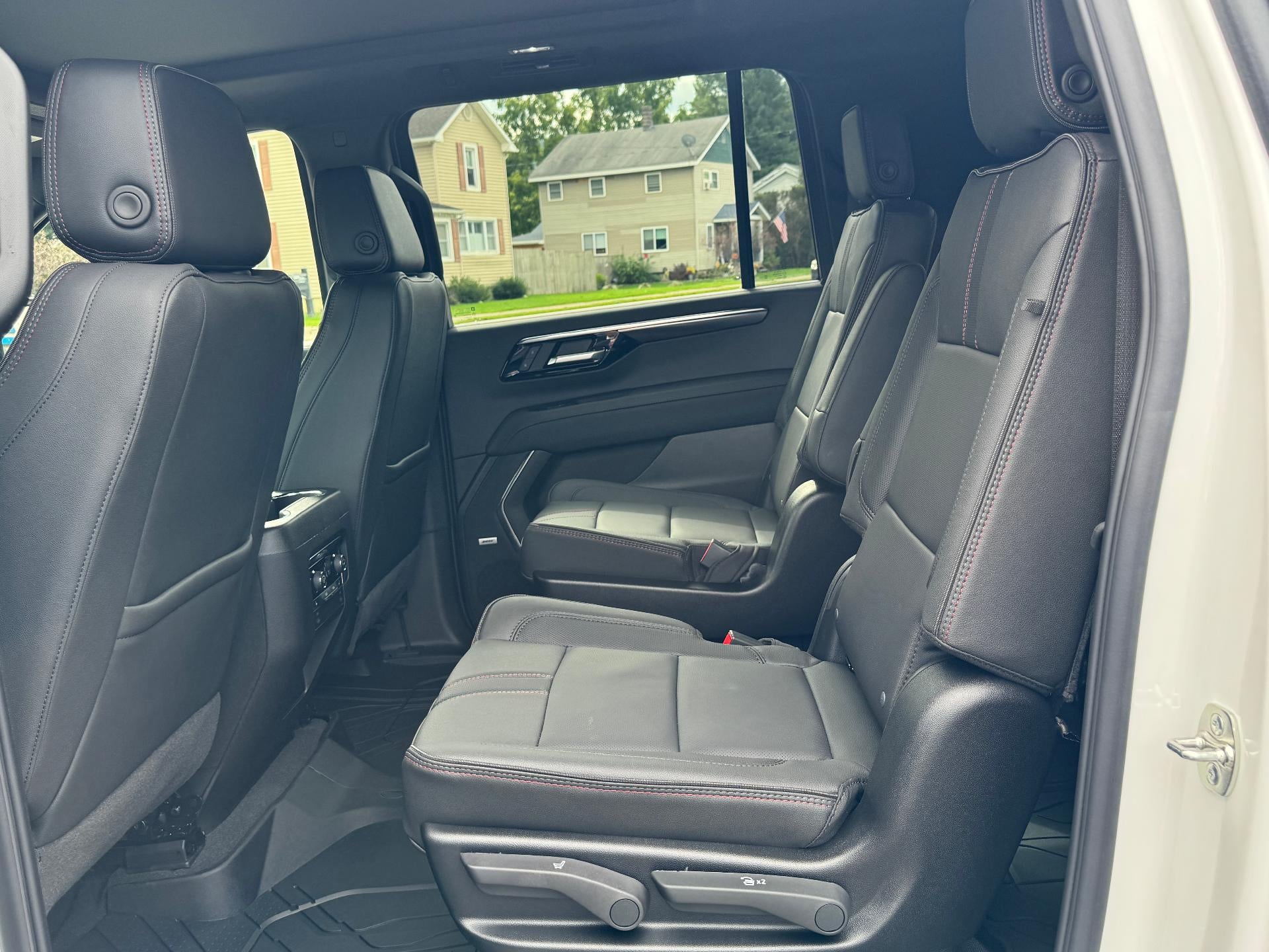 2027 Chevrolet Suburban RST