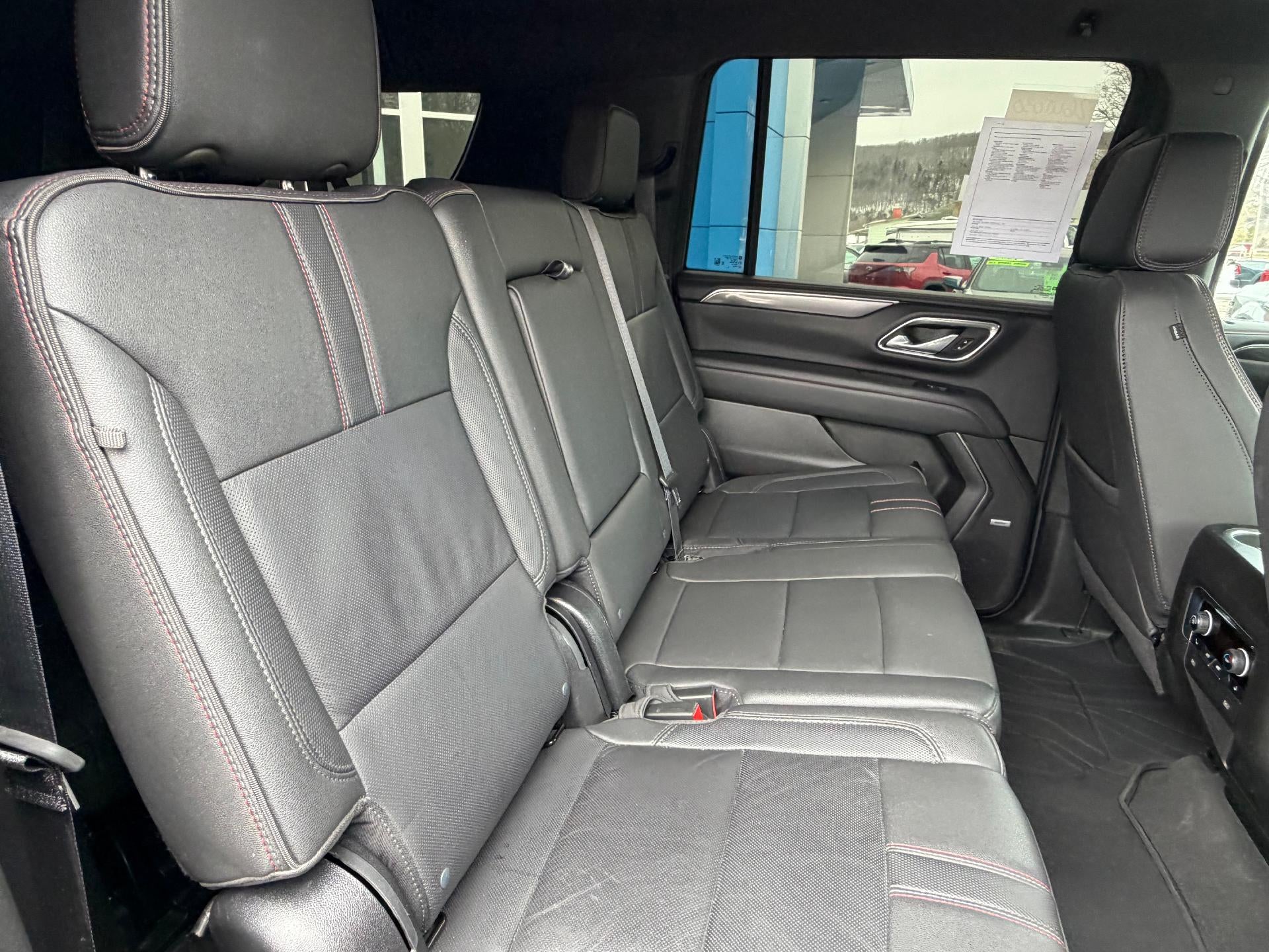 2024 Chevrolet Suburban RST