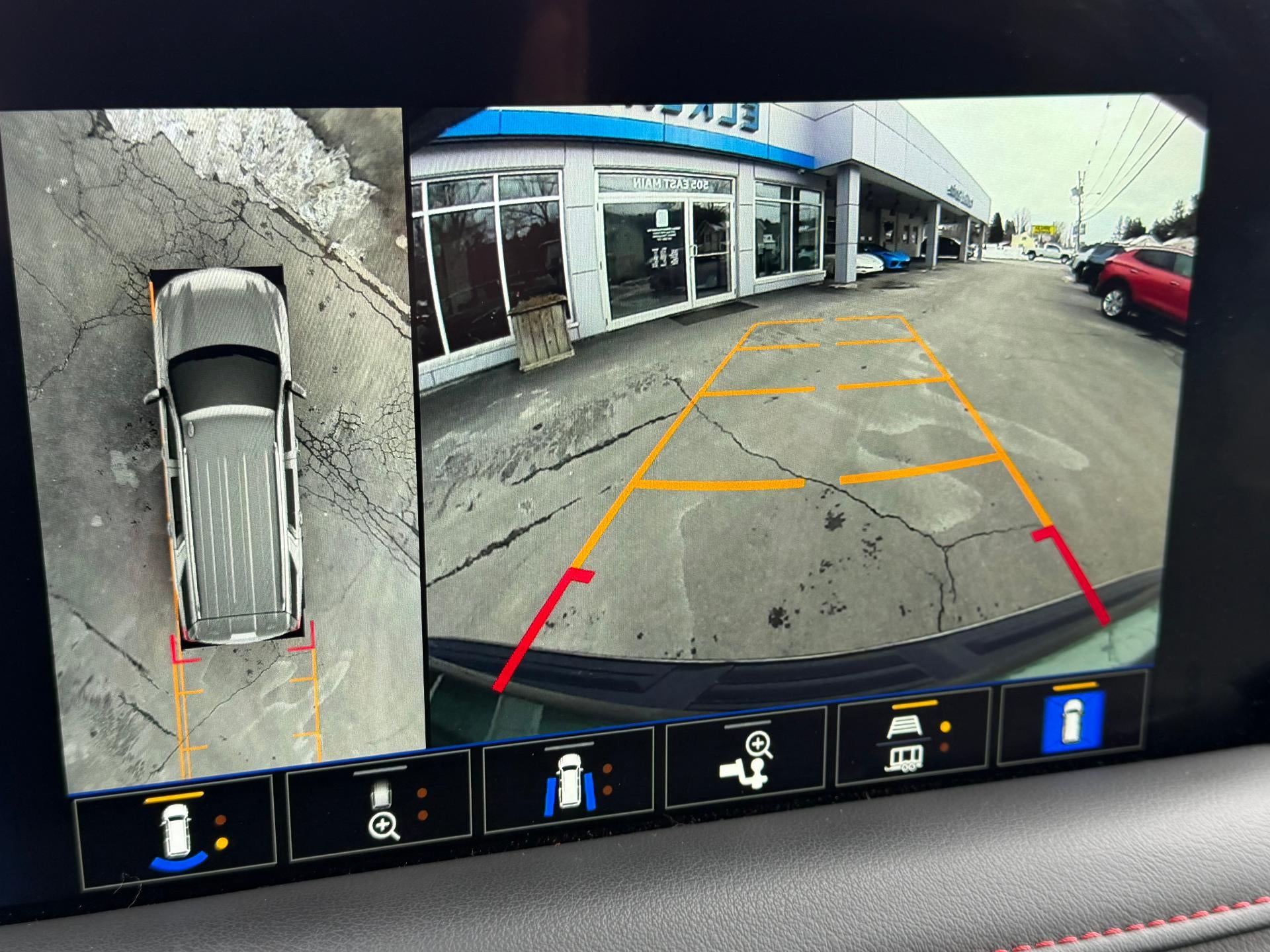 2024 Chevrolet Suburban RST