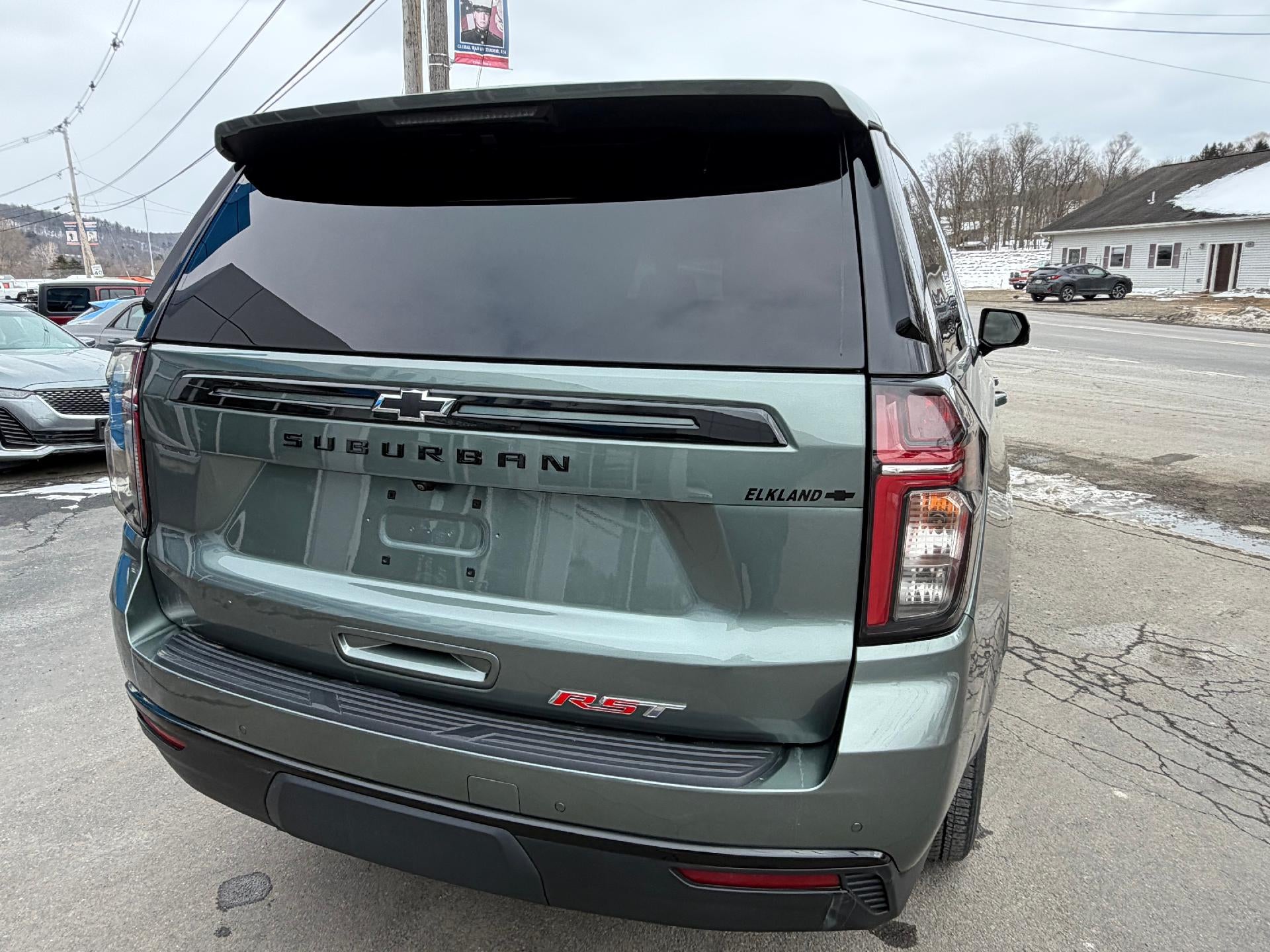 2024 Chevrolet Suburban RST