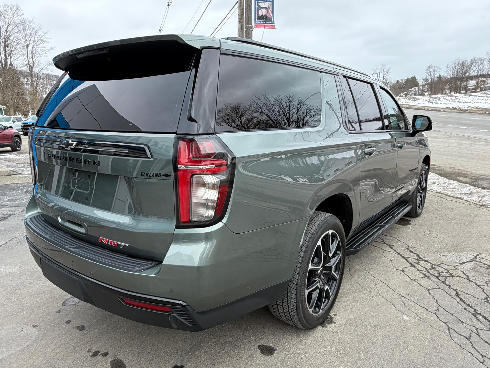 2024 Chevrolet Suburban RST