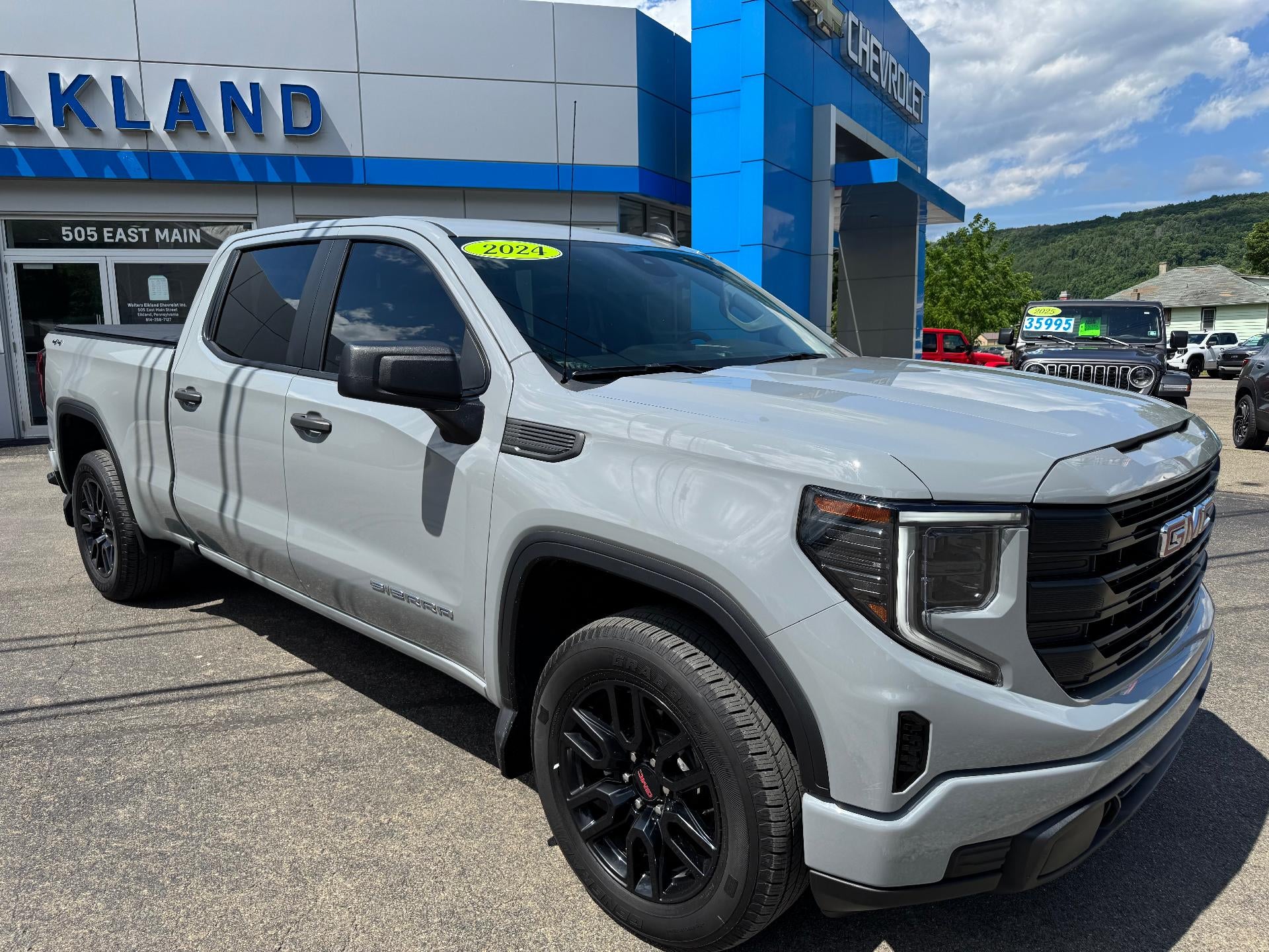2024 GMC Sierra 1500 Pro