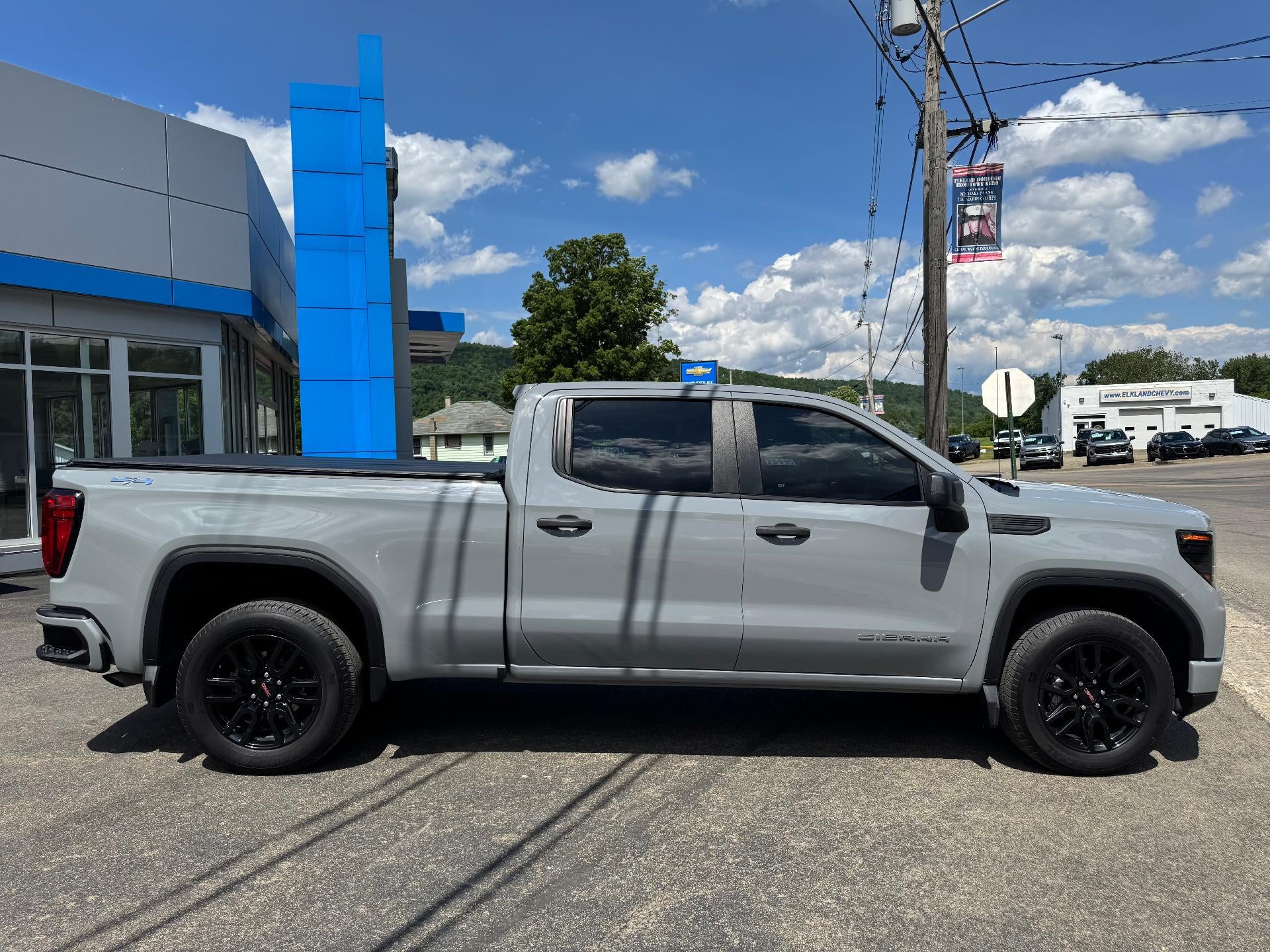 2024 GMC Sierra 1500 Pro