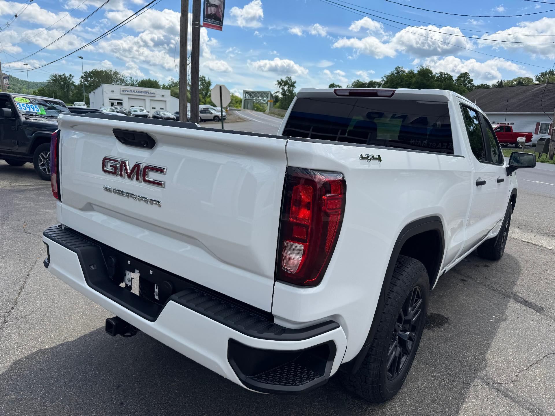 2024 GMC Sierra 1500 Pro