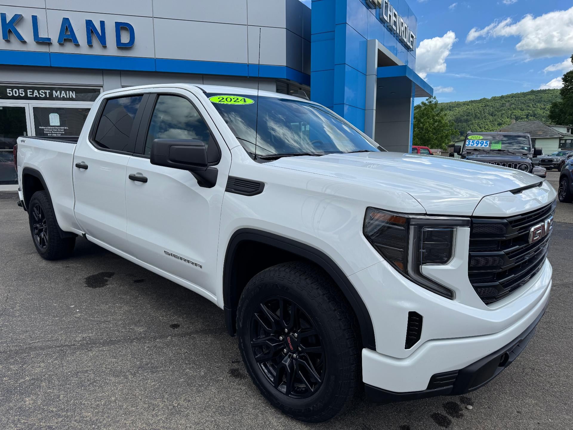 2024 GMC Sierra 1500 Pro