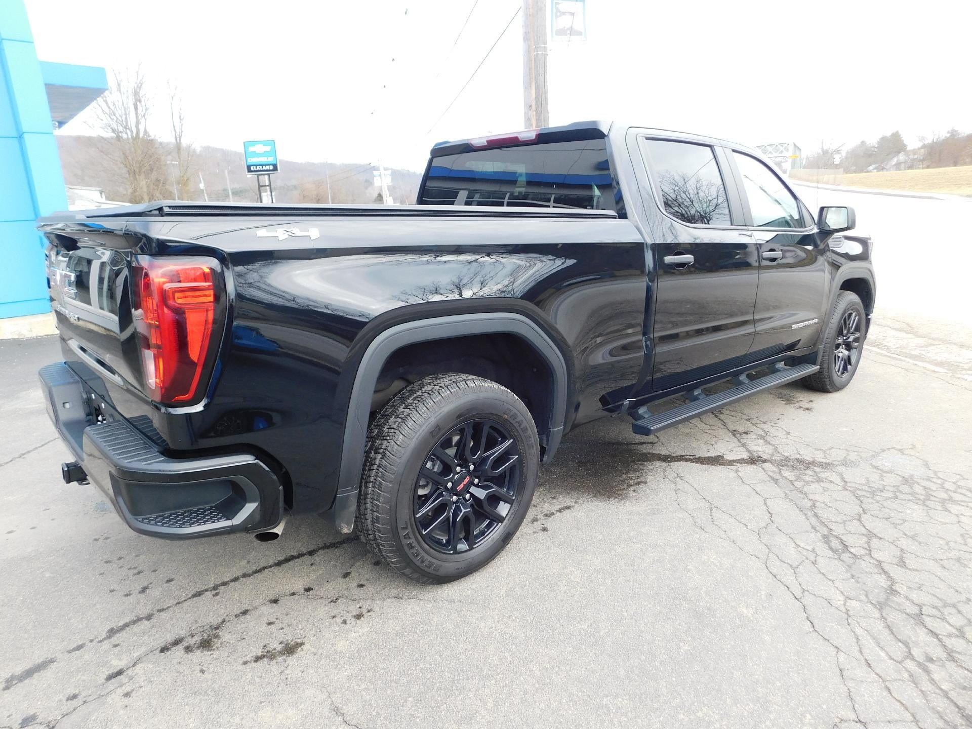 2023 GMC Sierra 1500 Pro