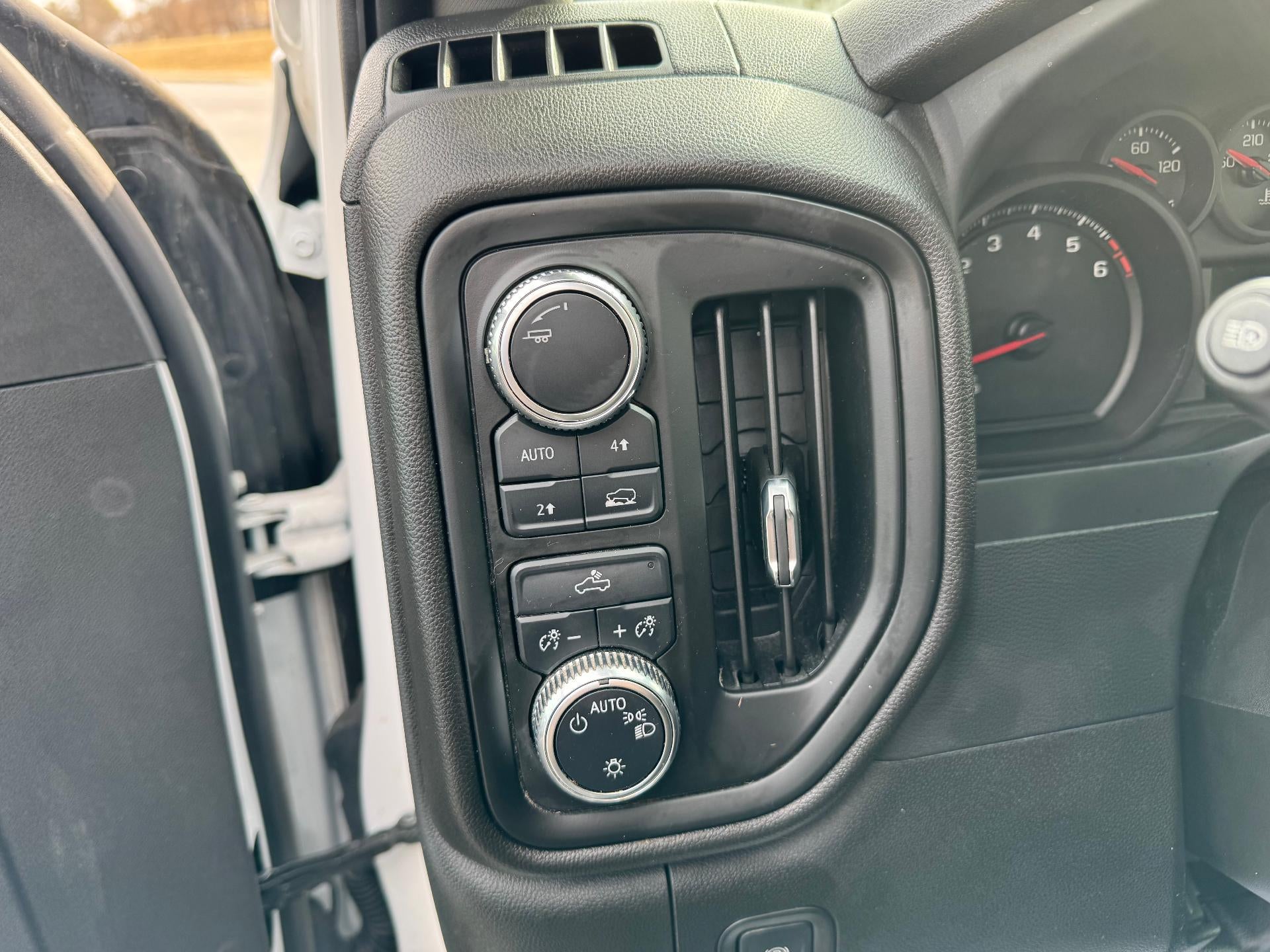 2023 GMC Sierra 1500 Pro